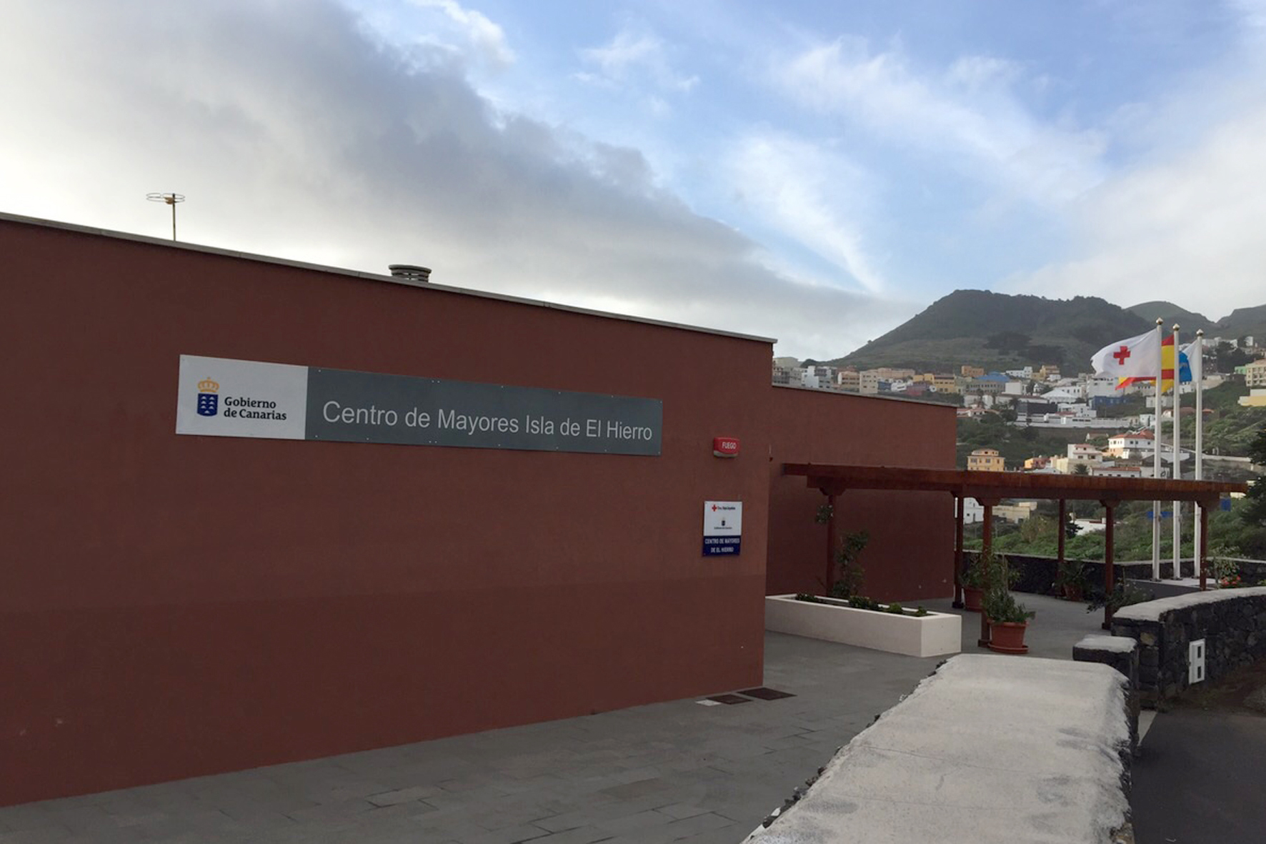 AHI impulsa un acuerdo para reabrir el Centro de Día de Valverde con actividades para los mayores de la Isla