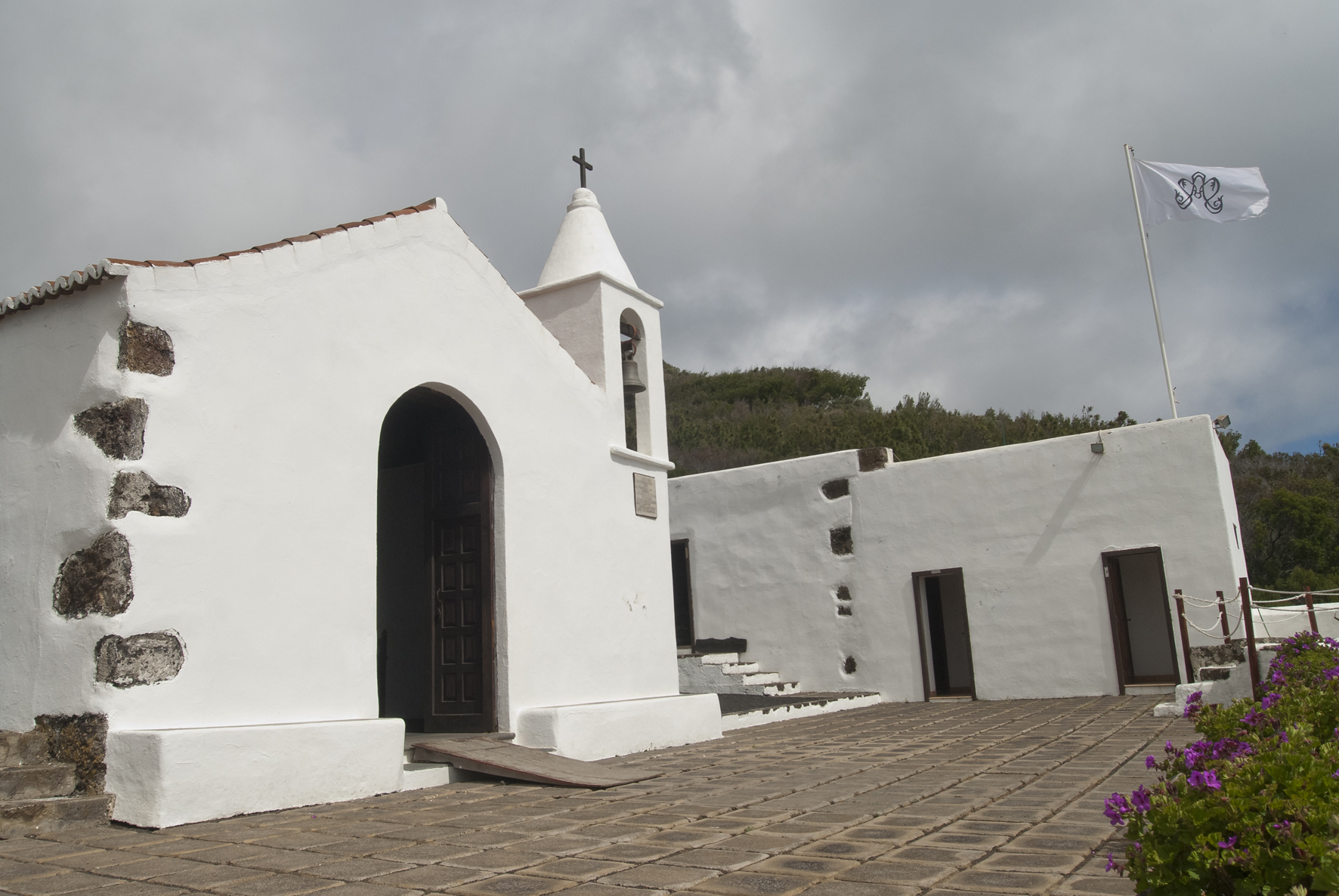 Las campanas de las parroquias de la Isla repicarán al unísono a las 12:00 horas de este sábado en honor a Nuestra Señora de los Reyes