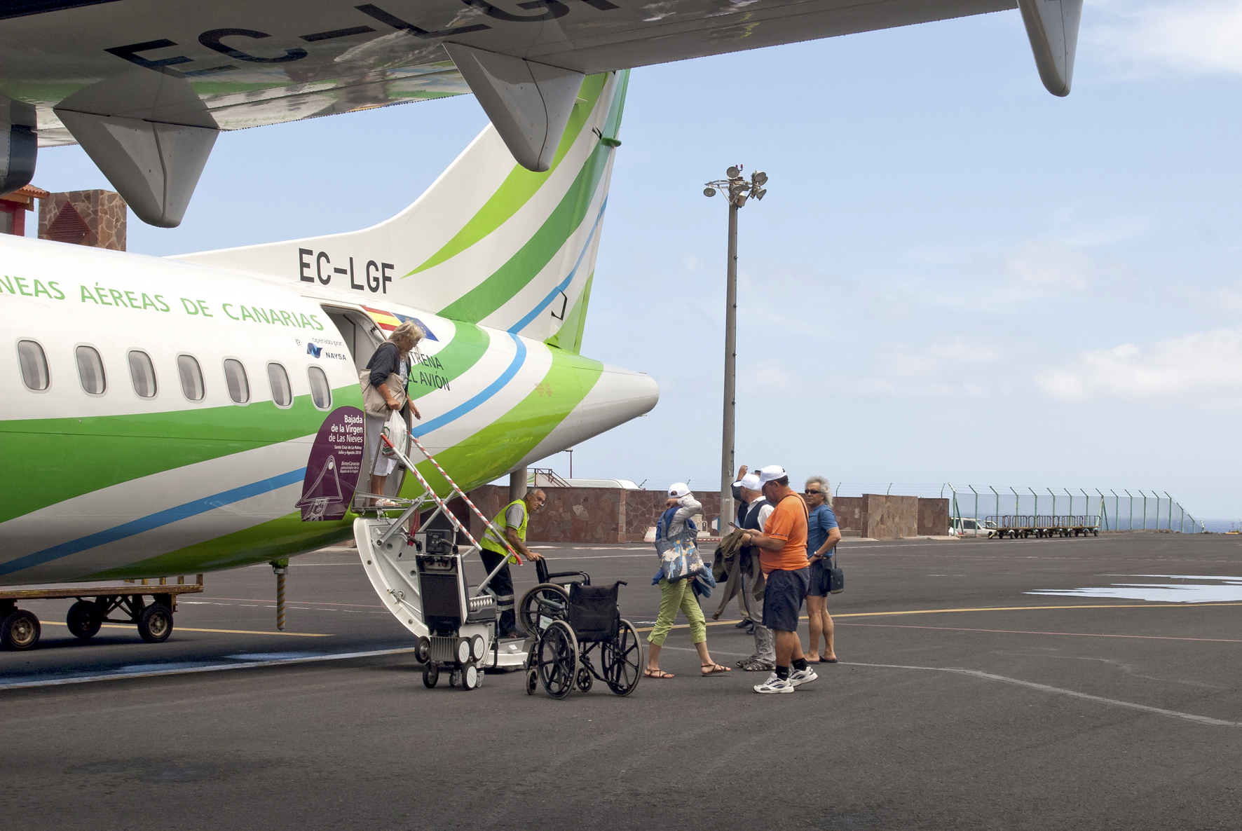 El Gobierno de Canarias solicita a Aviación Civil la eliminación del sistema AFIS de los aeropuertos de El Hierro y La Gomera