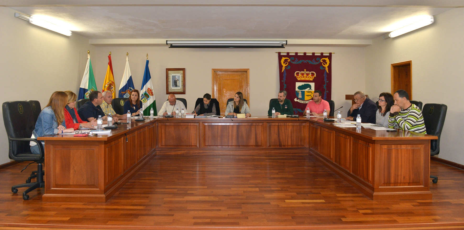 La Frontera aprueba el Presupuesto 2016 con la abstención de UF, PSOE y PP