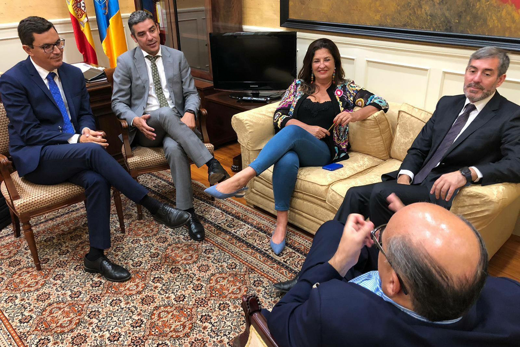 Allende solicitará a la UE una OSP marítima entre El Hierro y La Palma