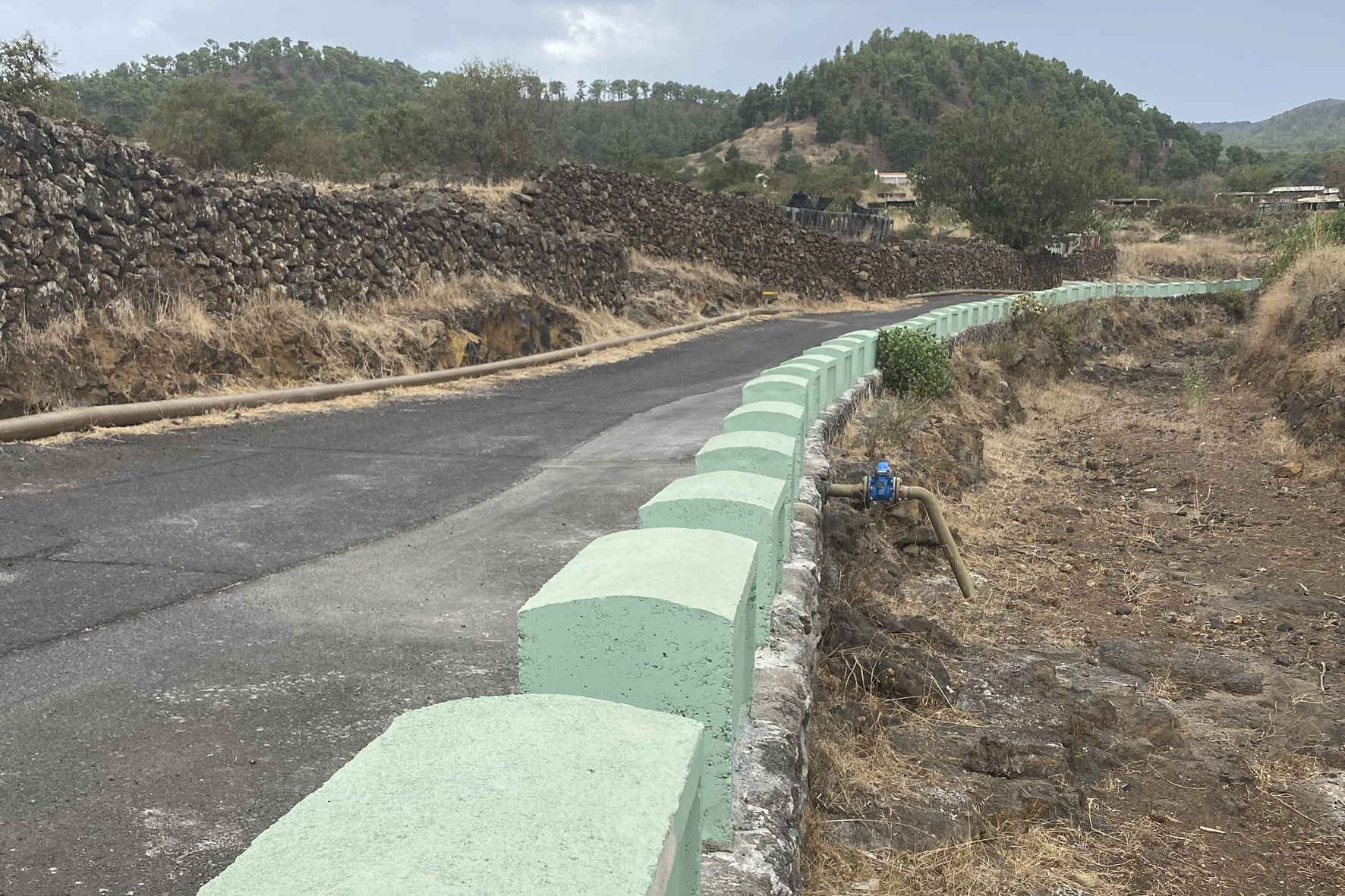 El Ayuntamiento mejora la seguridad vial del Barranco de la Vieja