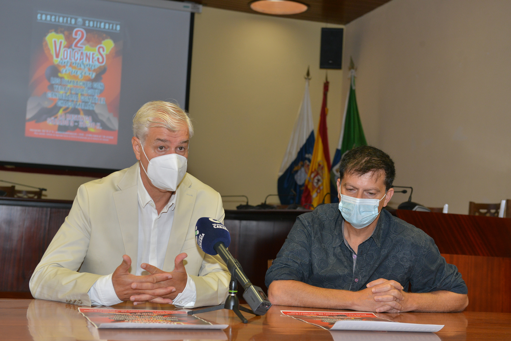 Benito Cabrera y Los Bimbaches ofrecen un concierto solidario con la isla de La Palma “2 volcanes, un mismo corazón”