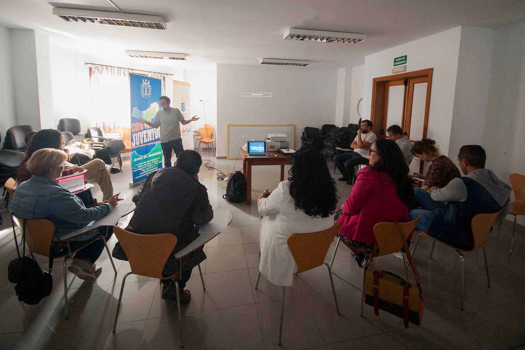 Técnicos, profesionales, colectivos y asociaciones se concentran en los Encuentros Insulares de Juventud en la isla de El Hierro