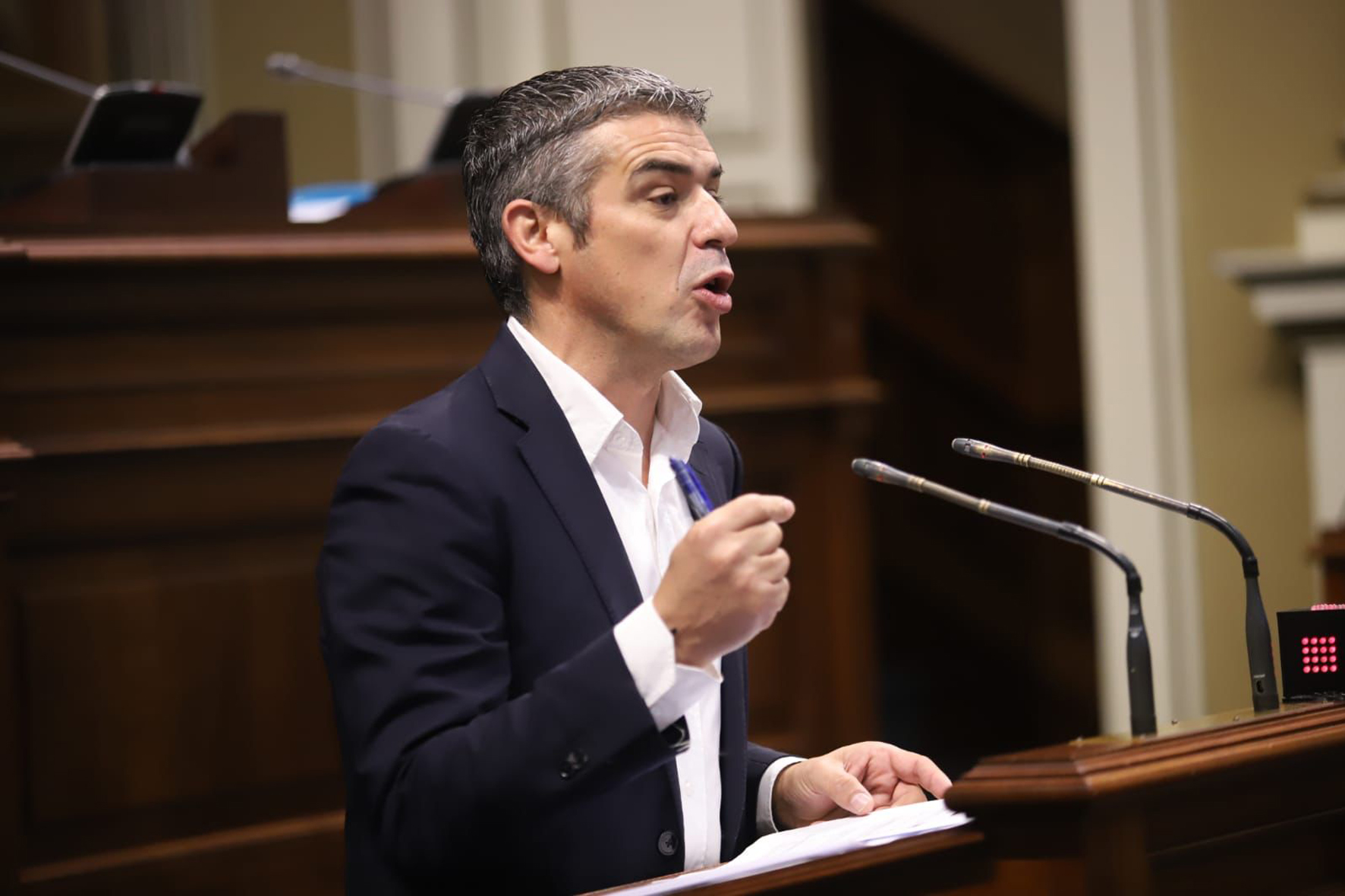 Quintero defenderá hoy una propuesta para la ejecución de una ciudad educativa y otra deportiva en El Hierro