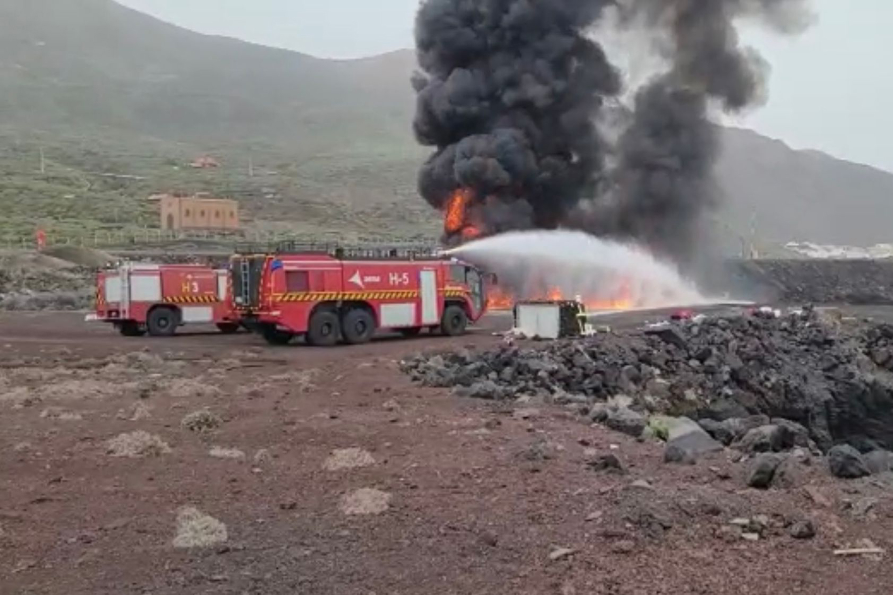 El Aeropuerto de El Hierro realiza un simulacro de accidente aéreo