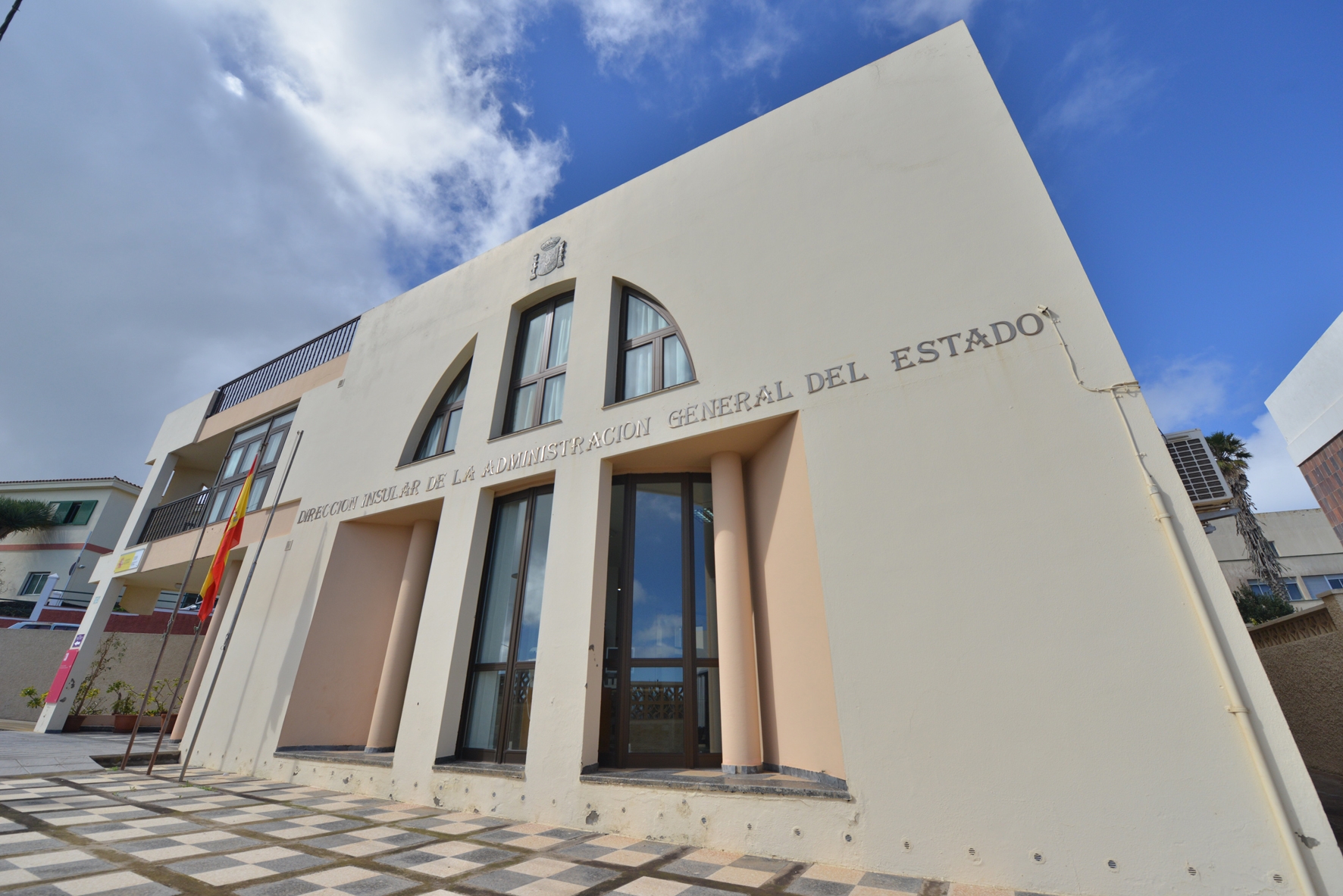 El nuevo Director Insular de la Administración visita el Cabildo de El Hierro