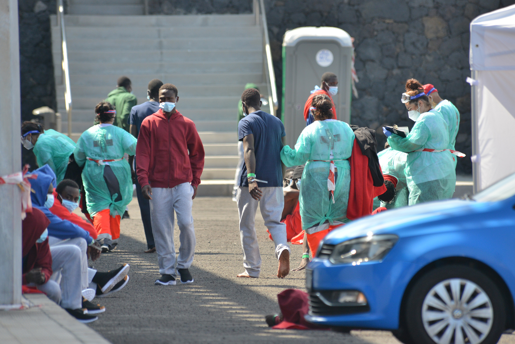 Llega un nuevo cayuco a El Hierro con 60 inmigrantes a bordo