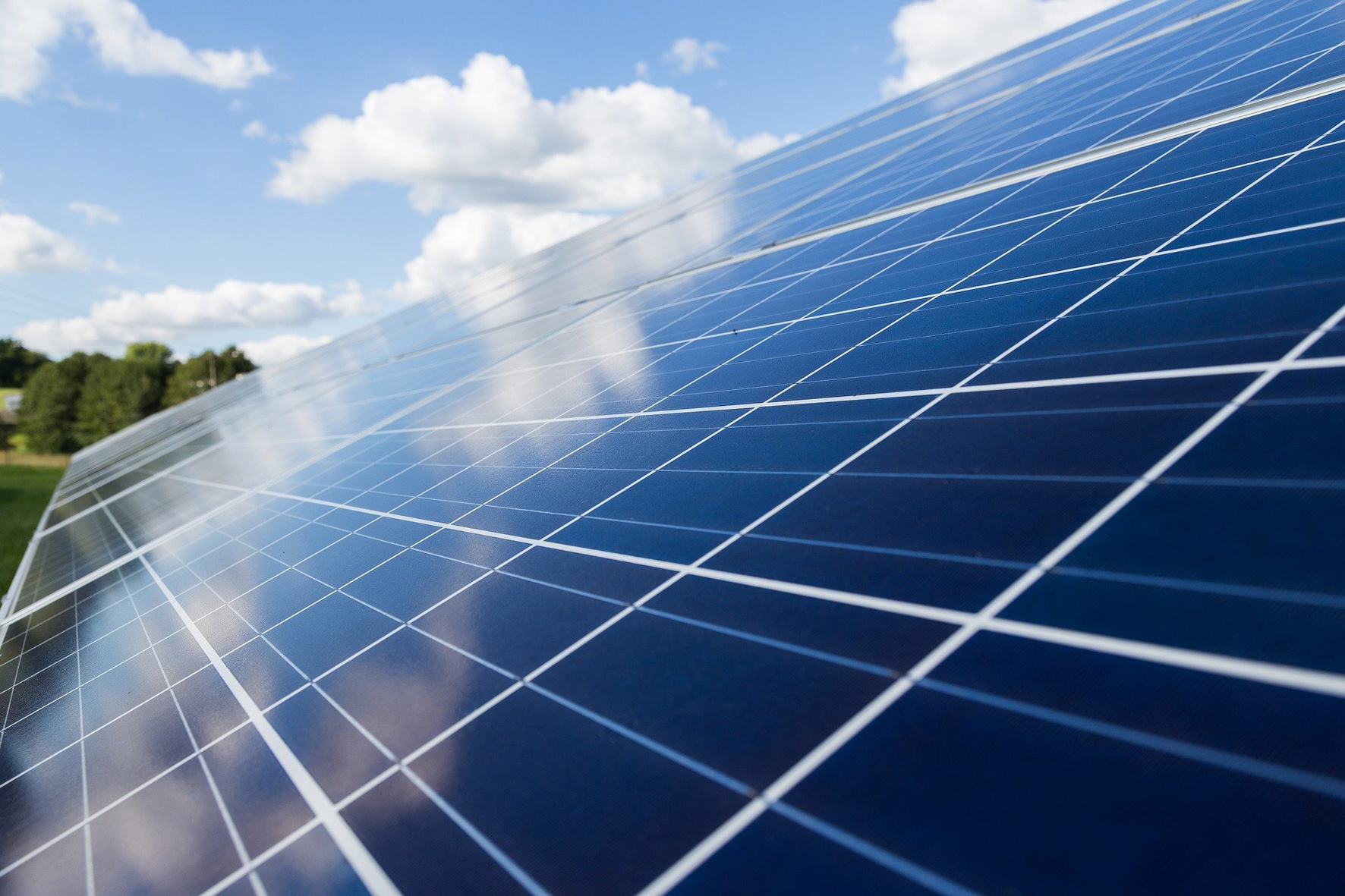 El área de Infraestructuras y Ordenación del Territorio del Cabildo herreño reducirá su consumo energético a través de una planta fotovoltaica