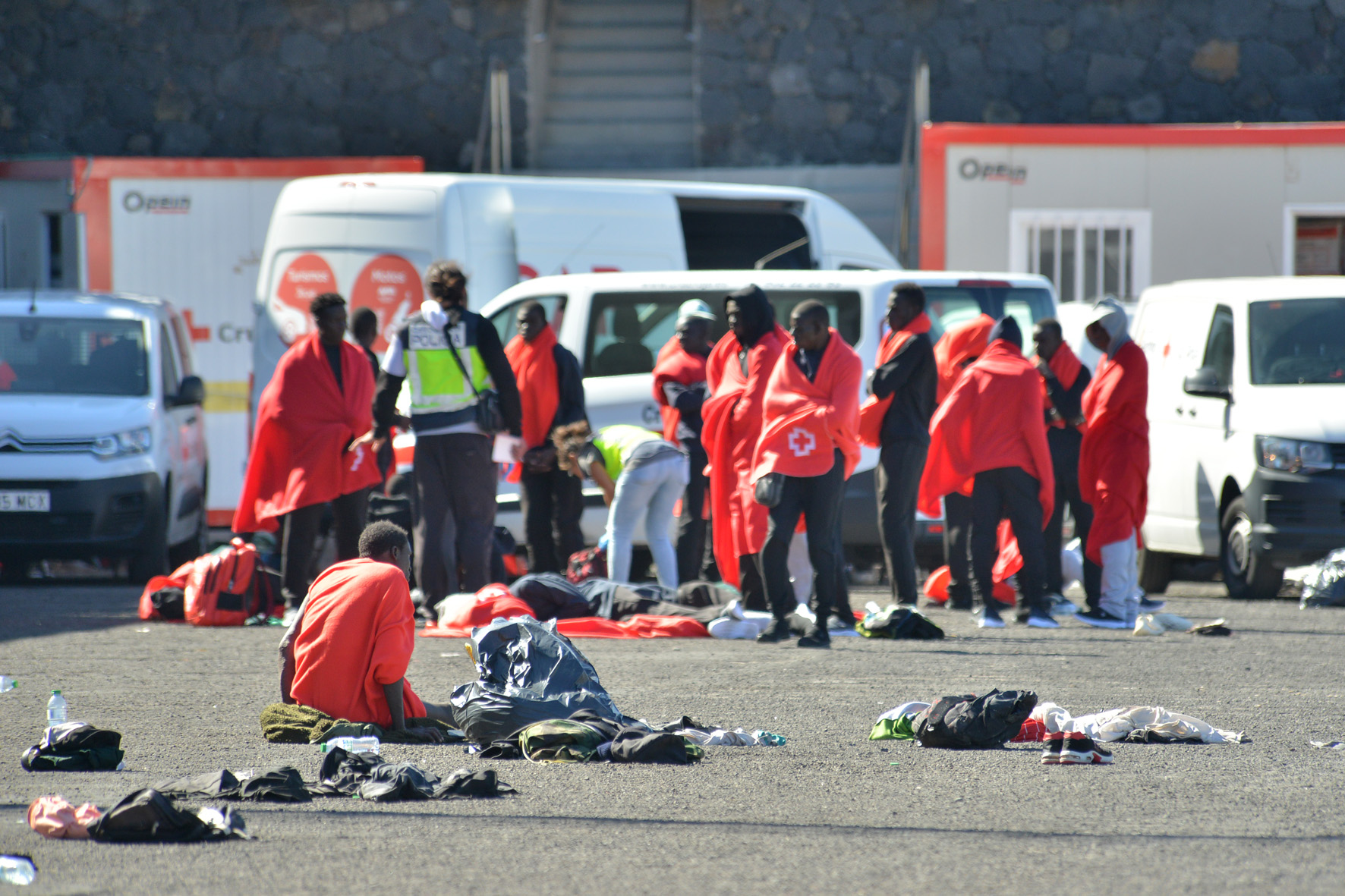 Arriba una embarcación con 81 inmigrantes a El Hierro, uno de ellos fallecidos