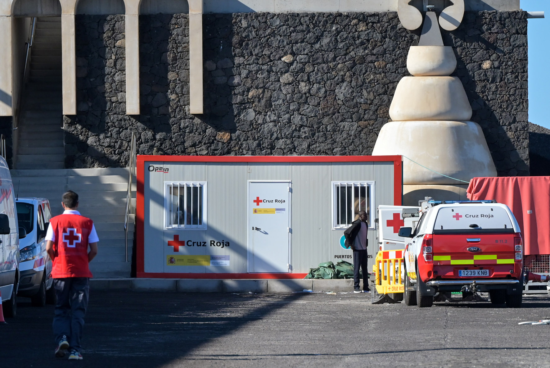 Patera El Hierro 020124 02