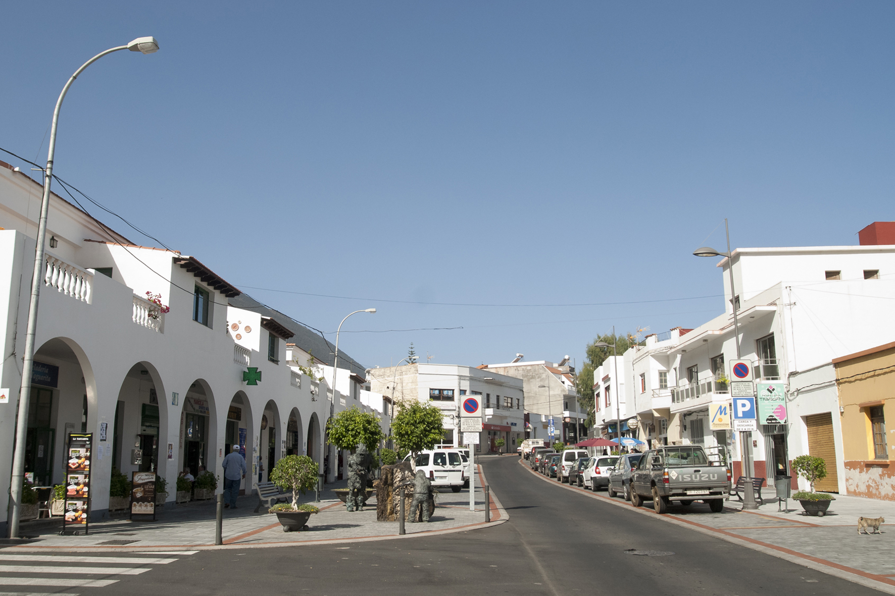 La Frontera acoge este sábado un exposaldo en la calle