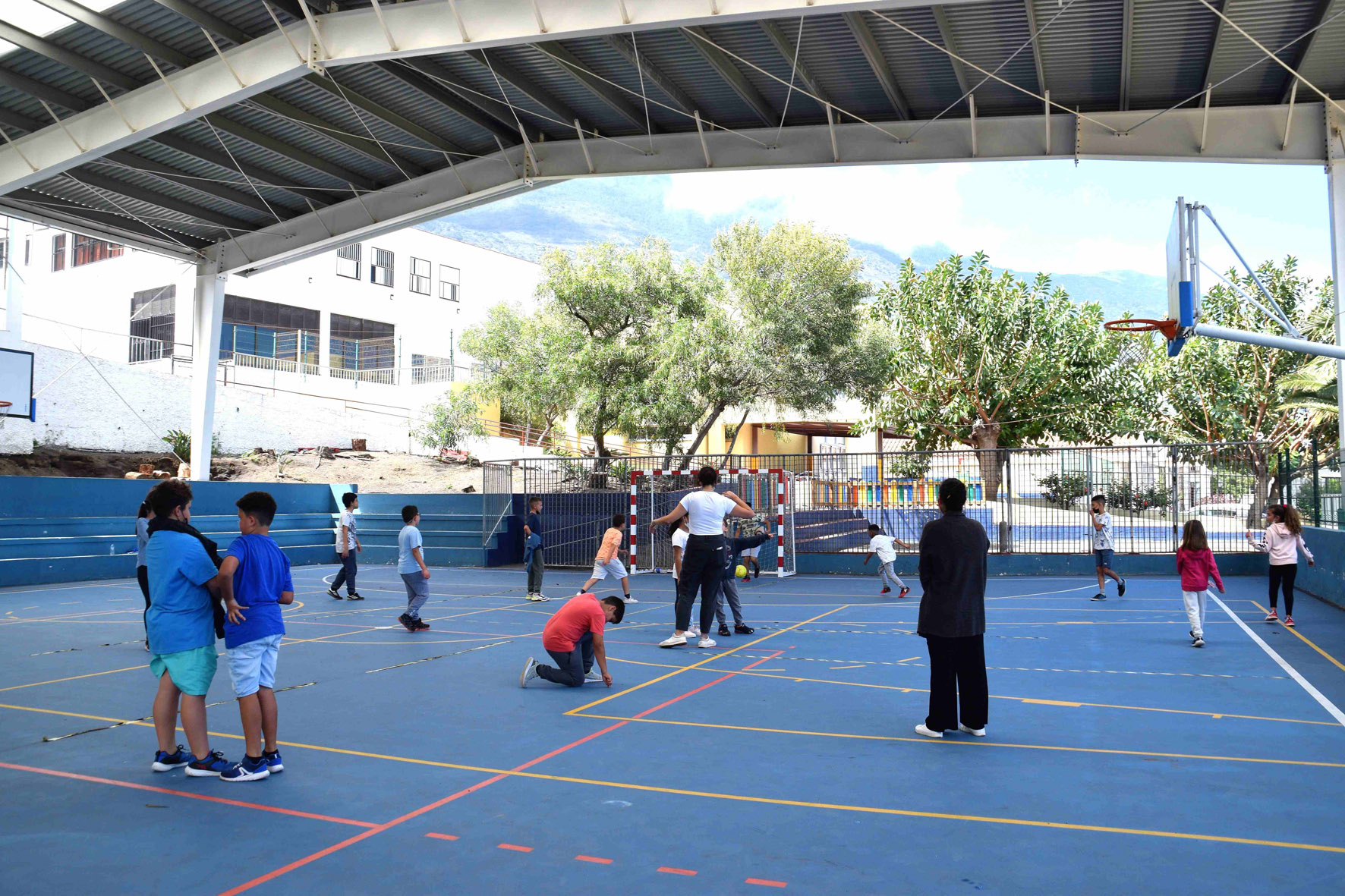 La cancha del CEIP Tigaday en La Frontera abría para su uso público, en horario de tarde