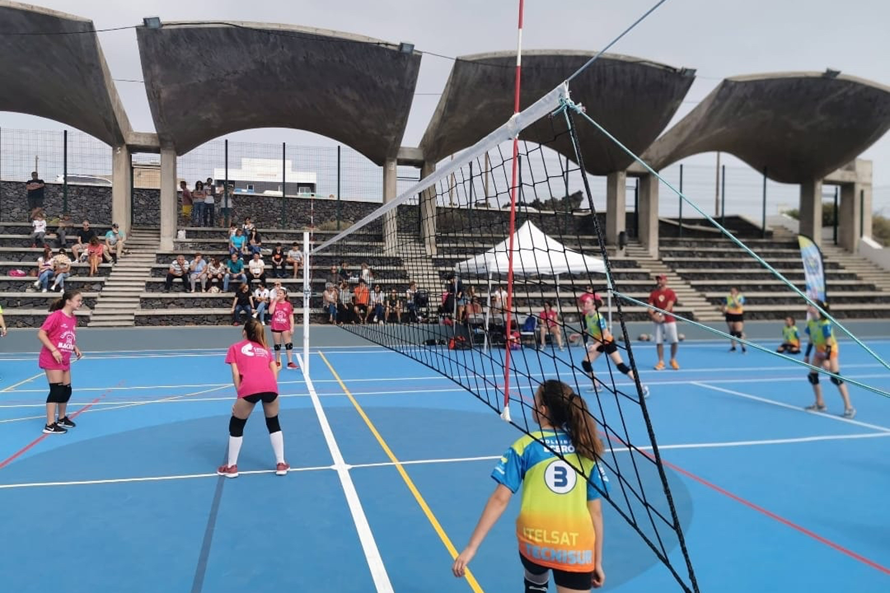 Valverde adjudica las obras de instalación eléctrica y protección contra incendio del polideportivo de El Tamaduste