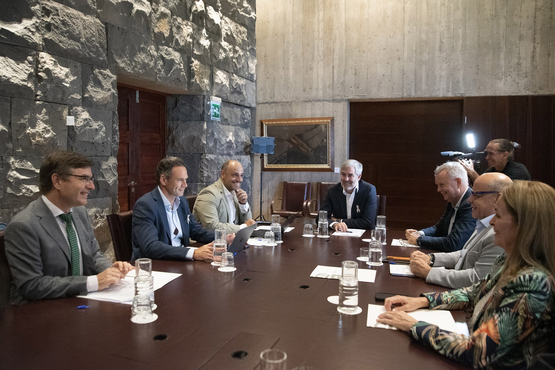 El Gobierno convenía con la mayoría de los grupos parlamentario el Pacto Canario por la Migración