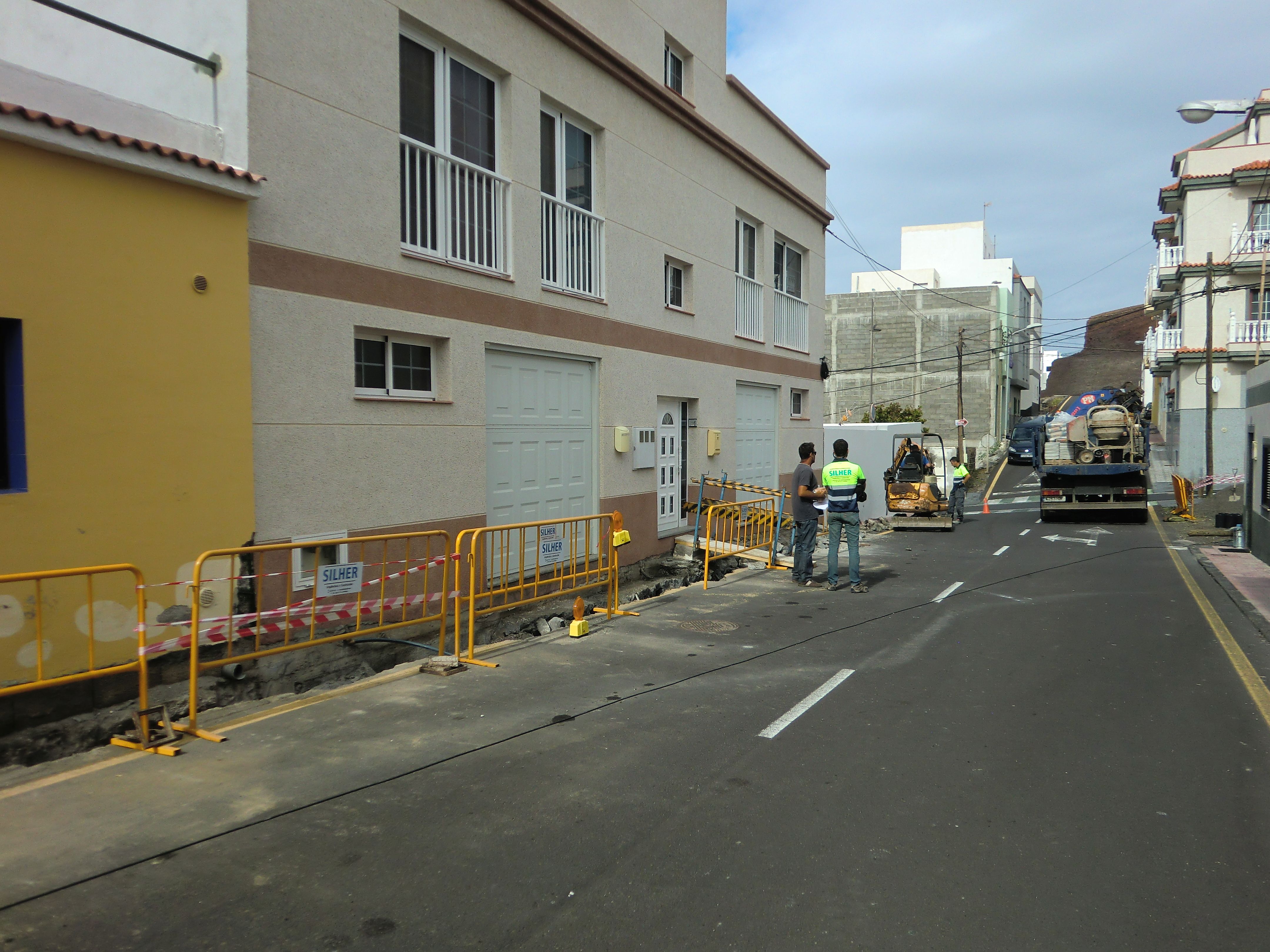 El Pinar inicia obras de mejora y rehabilitación en la calle Las Calmas