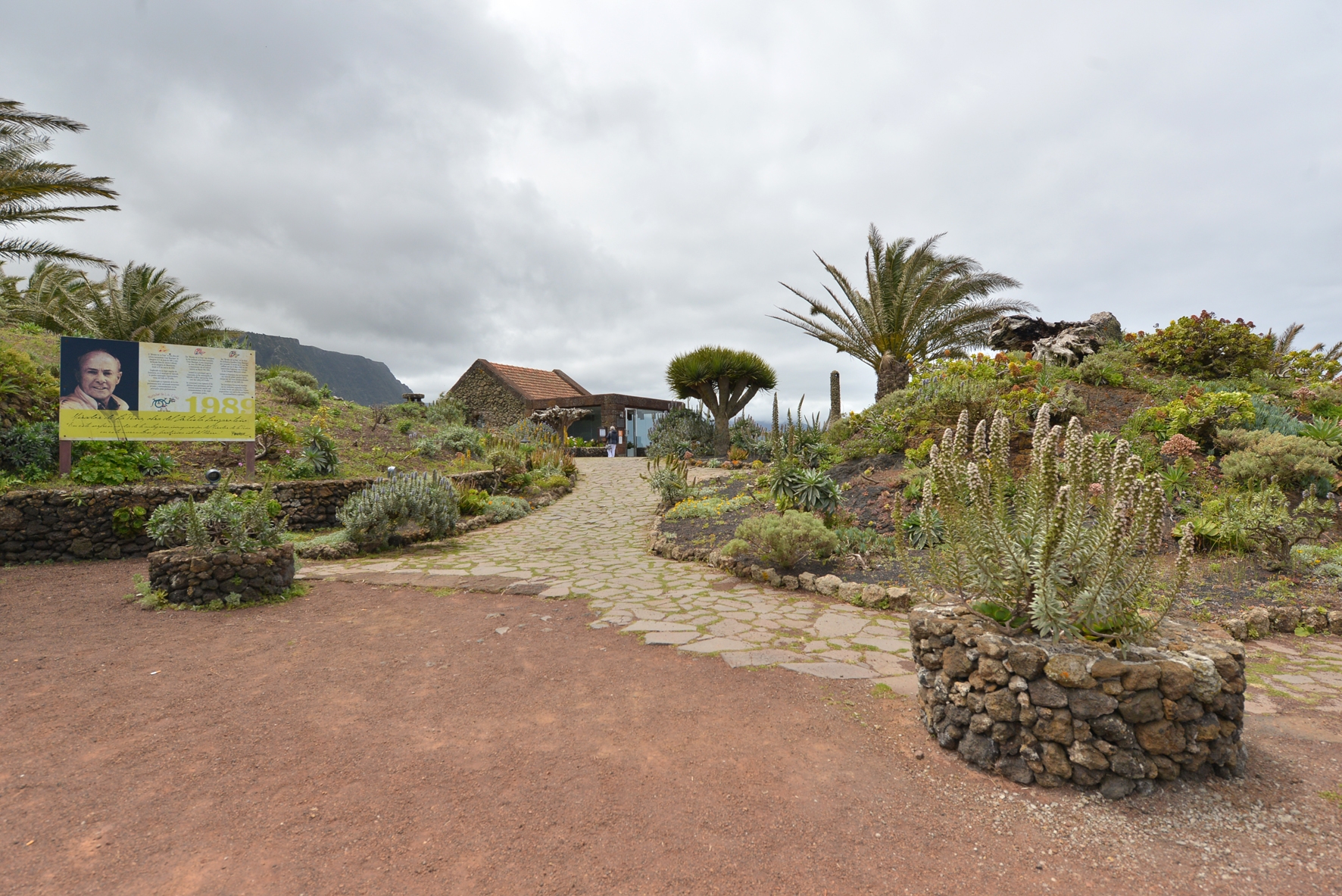 Cabildo de El Hierro adjudica la pavimentación del acceso al Mirador de La Peña