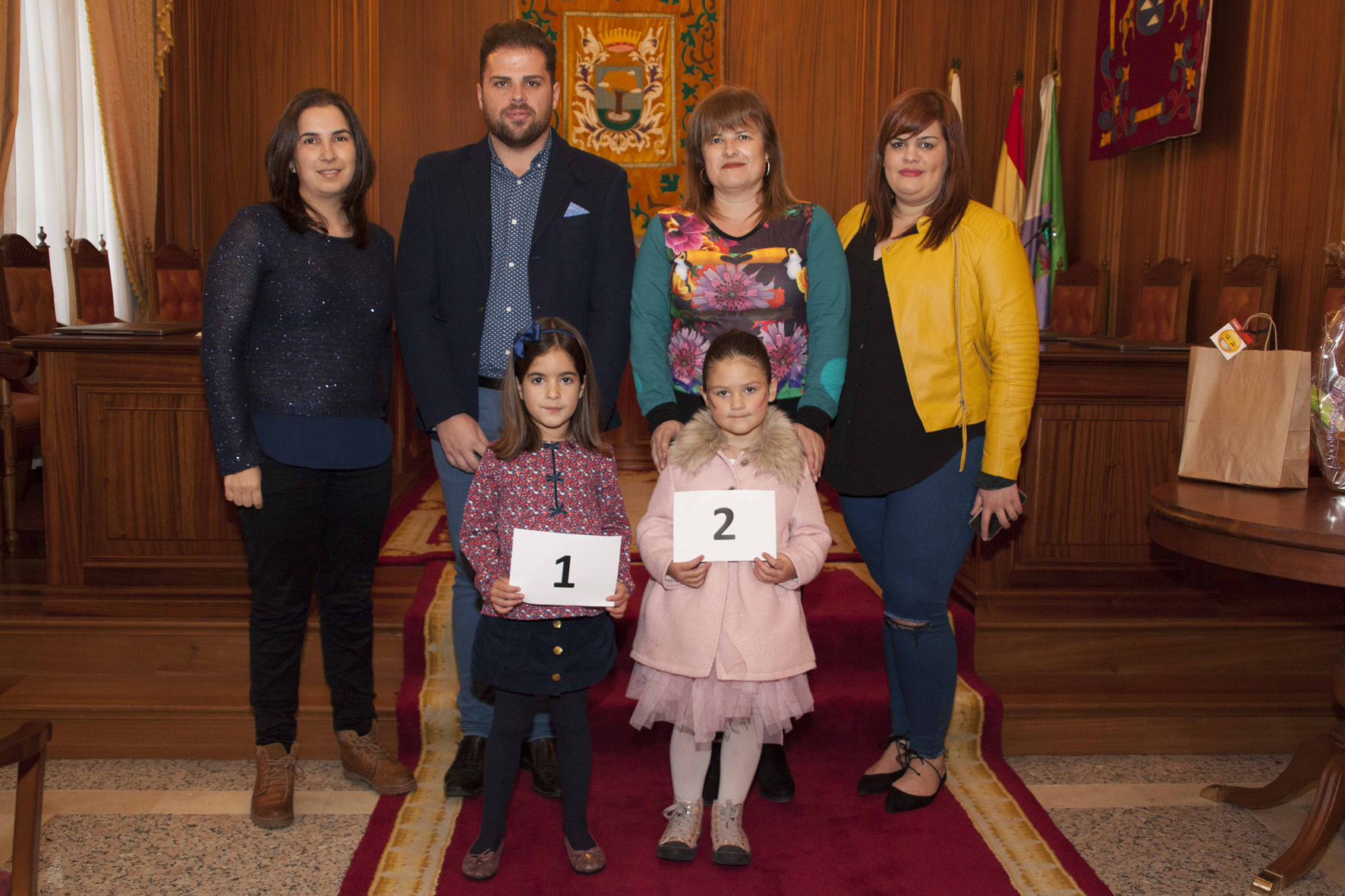 Dos candidatas se presentan a reina del Carnaval de “Los grandes musicales”