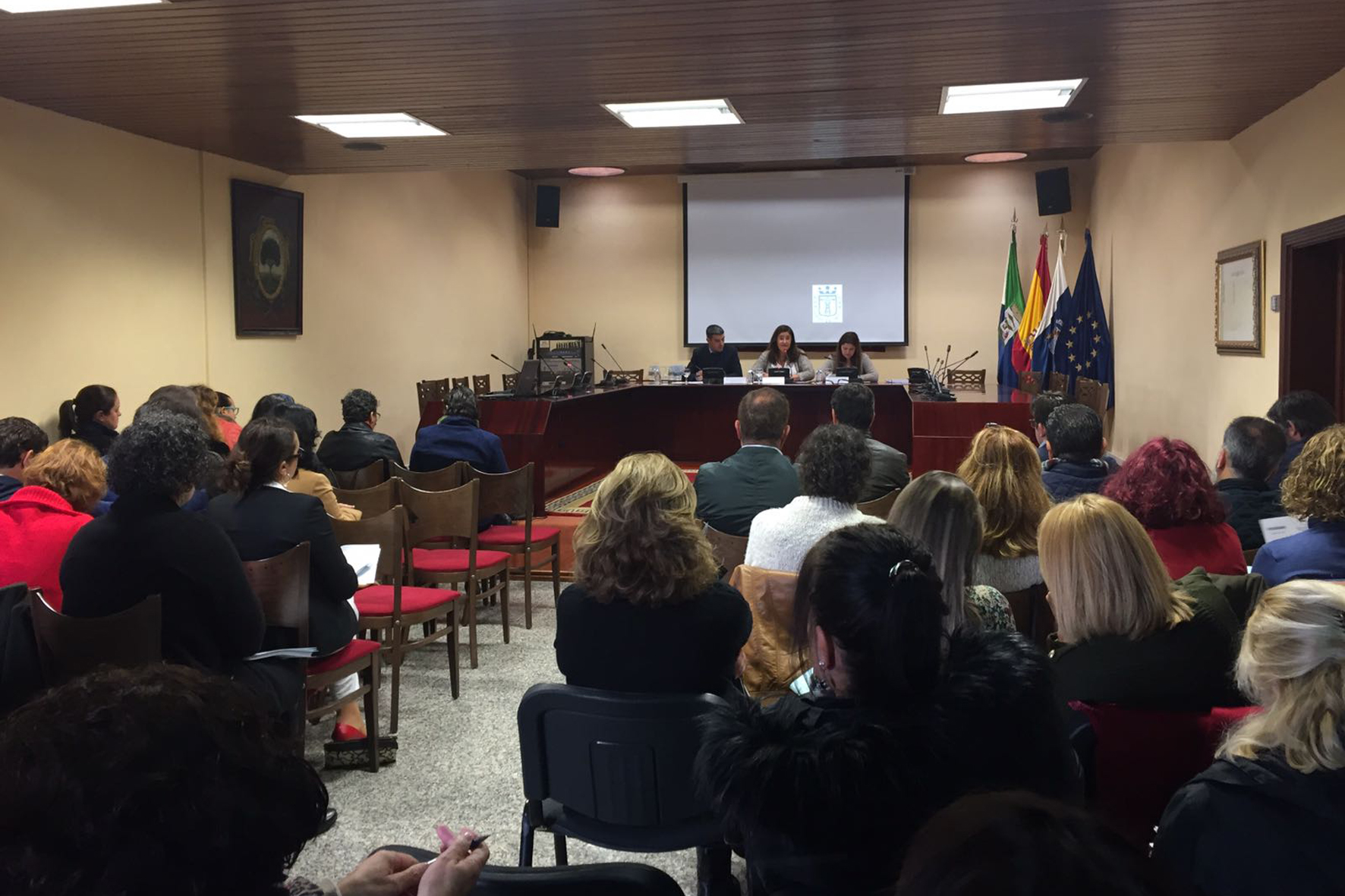 Trabajadores públicos de El Hierro participan en la segunda jornada sobre las leyes del procedimiento administrativo común