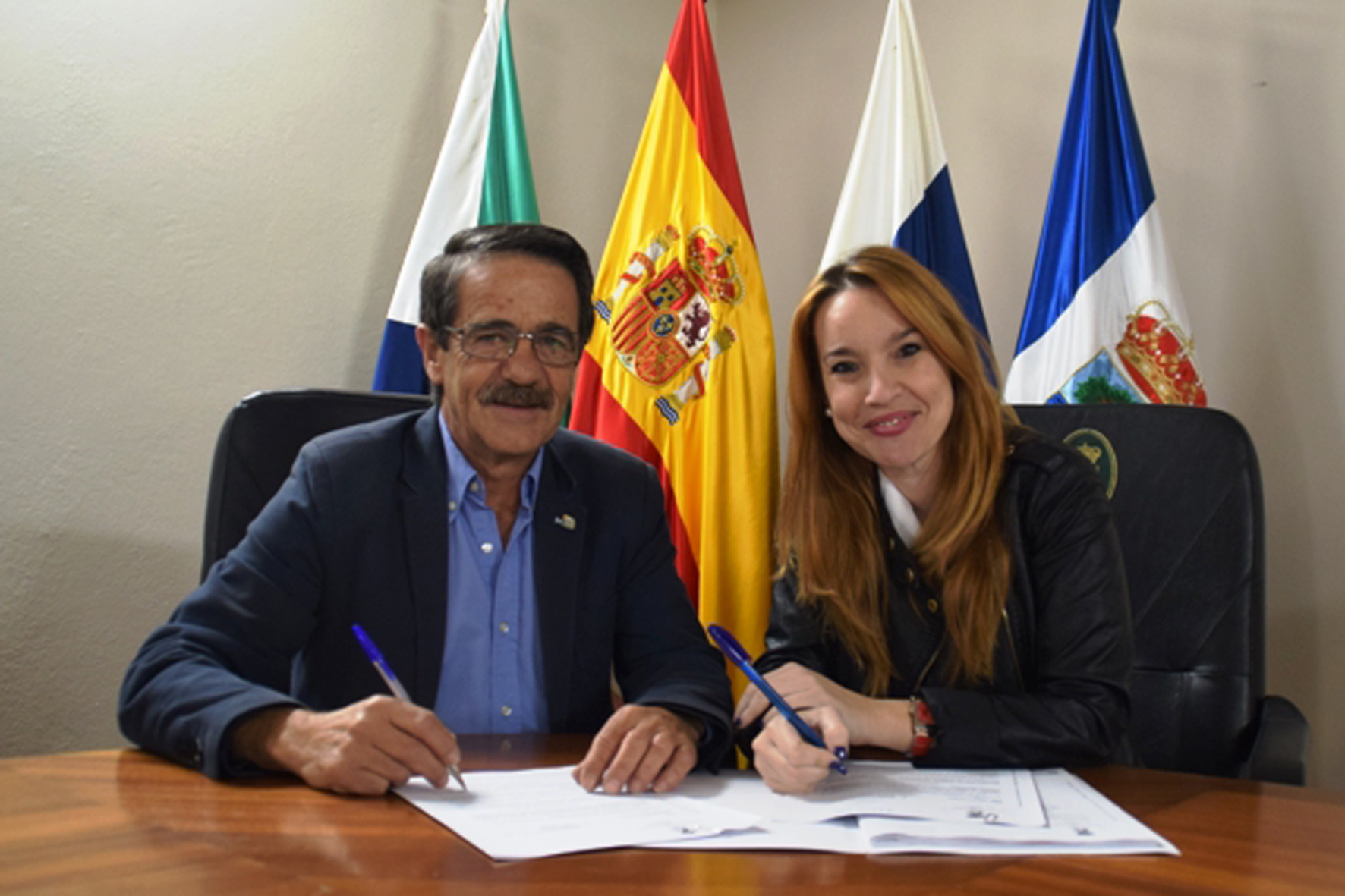La Frontera hace entrega de una subvención al Centro de Iniciativas Turísticas