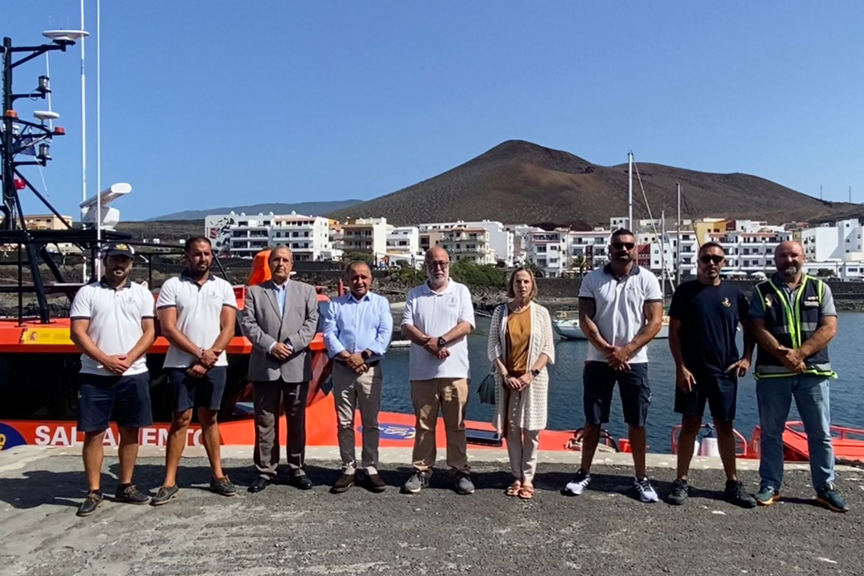Salvamento Marítimo presenta oficialmente la nueva embarcación de salvamento con base en El Hierro, la  Salvamar Navia