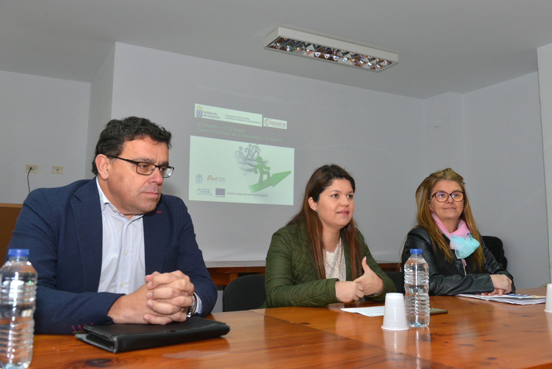 Empresarios herreños conocen las líneas de ayudas de la Consejería de Economía, Industria, Comercio y Conocimiento