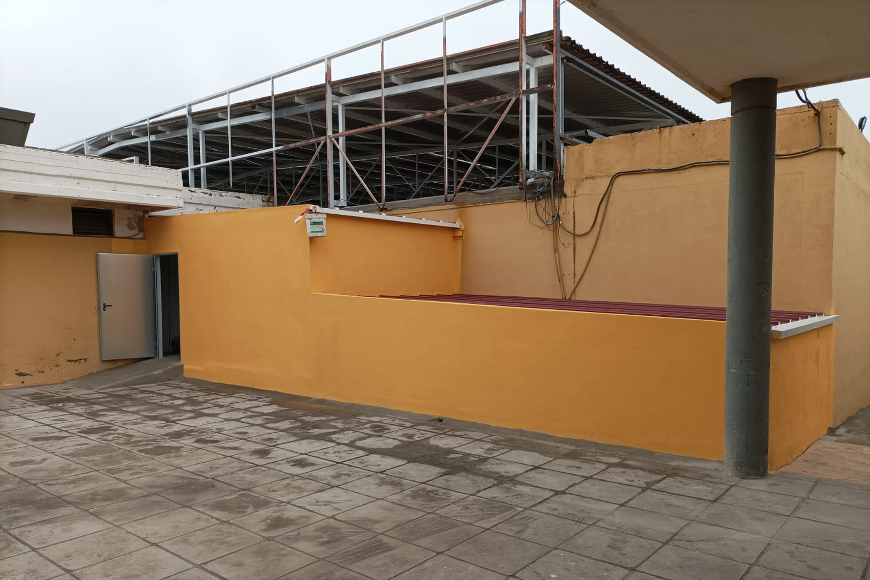 El Cabildo El Hierro realiza obras de mejora y acondicionamiento en el campo de fútbol de Valverde