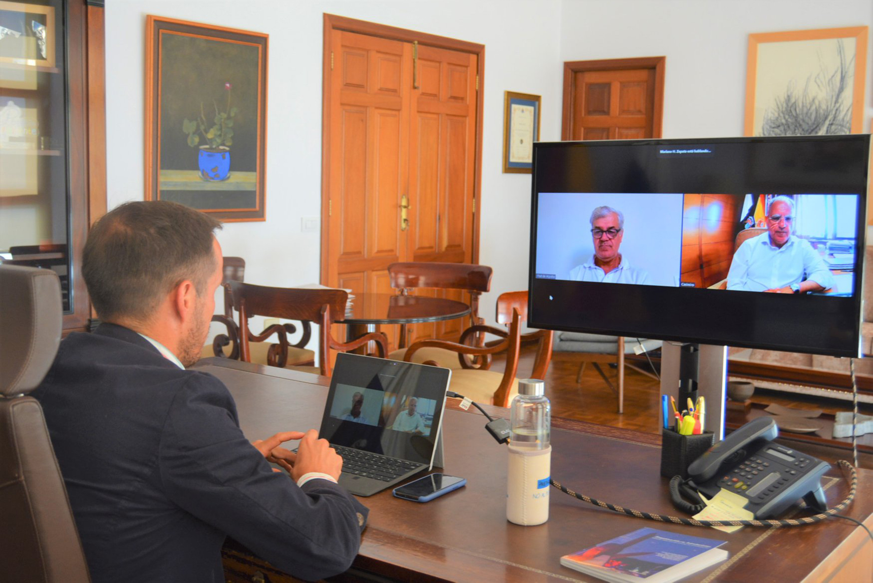 Presidentes de La Palma, La Gomera y El Hierro realizan un encuentro telemático para abordar el alto precios de los combustibles de las islas verdes