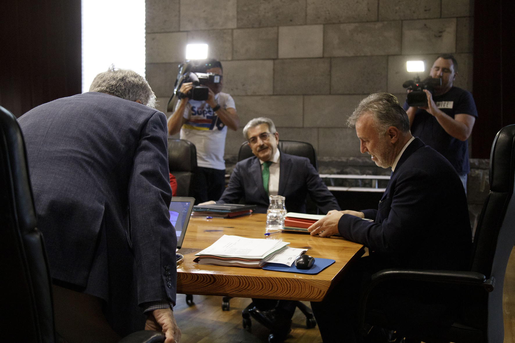 El Gobierno destina 6,8 millones de euros a actuaciones de mantenimiento y conservación en 137 centros educativos, ninguno en El Hierro