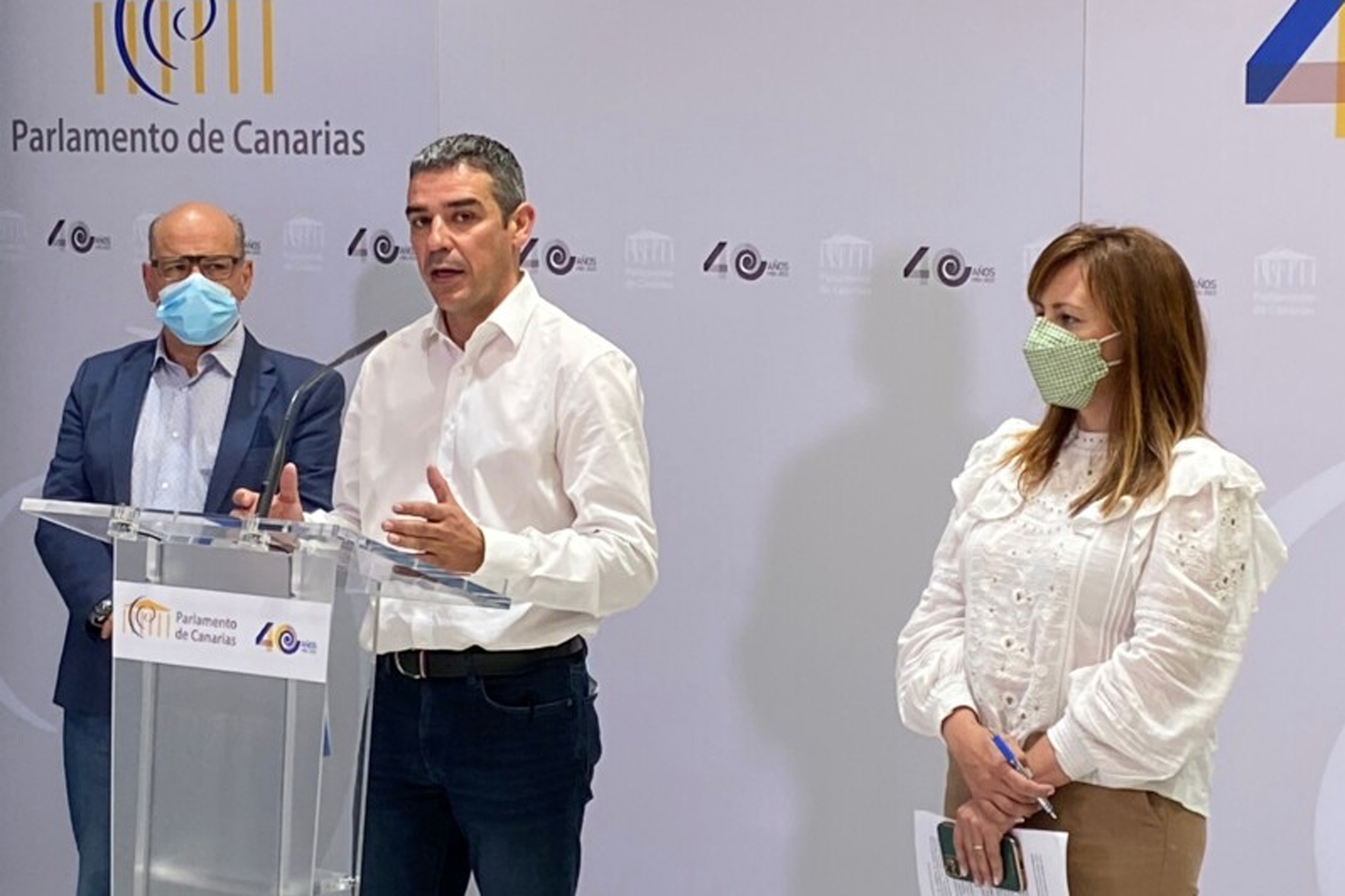 Narvay Quintero: “poner hoy combustible en La Palma, La Gomera o El Hierro, supone más de 200 euros mensuales para las familias”