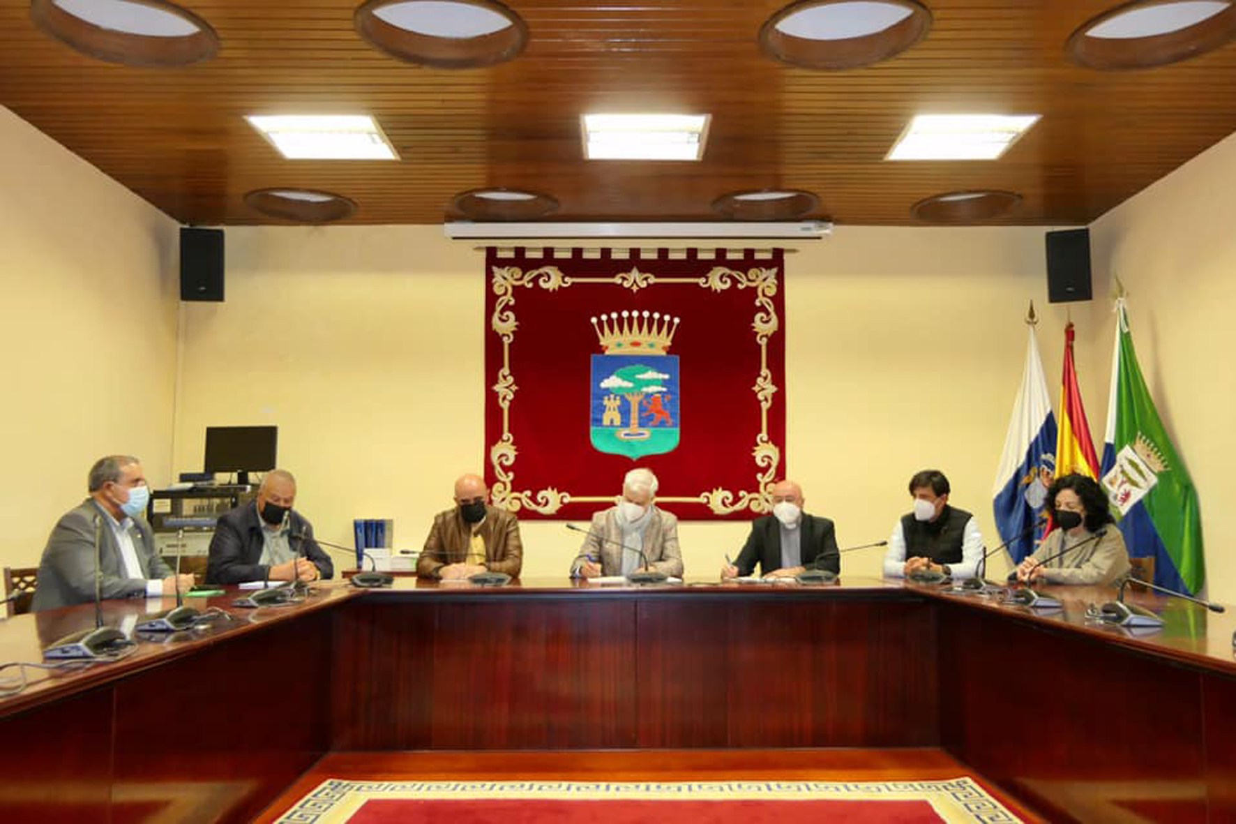 Instituciones herreñas y Fundación Virgen de los Reyes firman un convenio de vigilancia, cuidado y mantenimiento del Santuario de la Virgen de los Reyes
