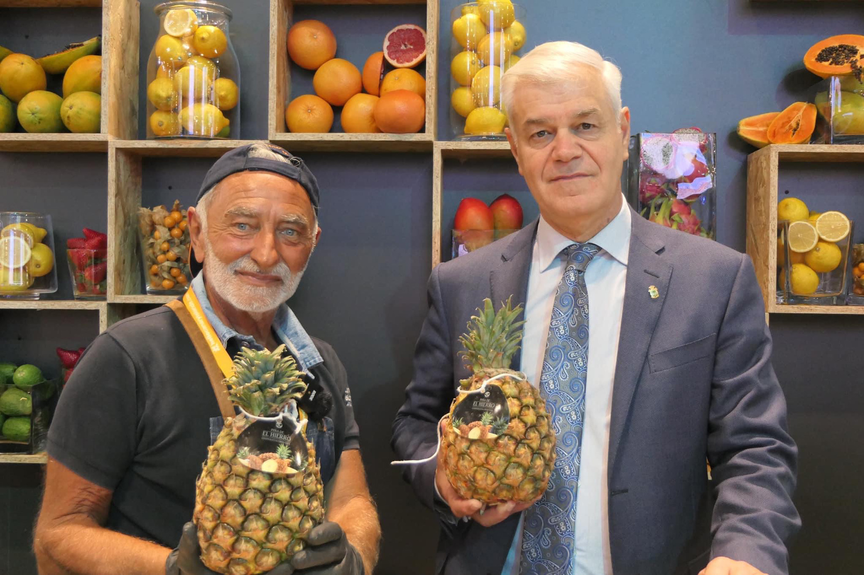 La piña tropical de El Hierro protagonista del stand de Canarias en FITUR 2023