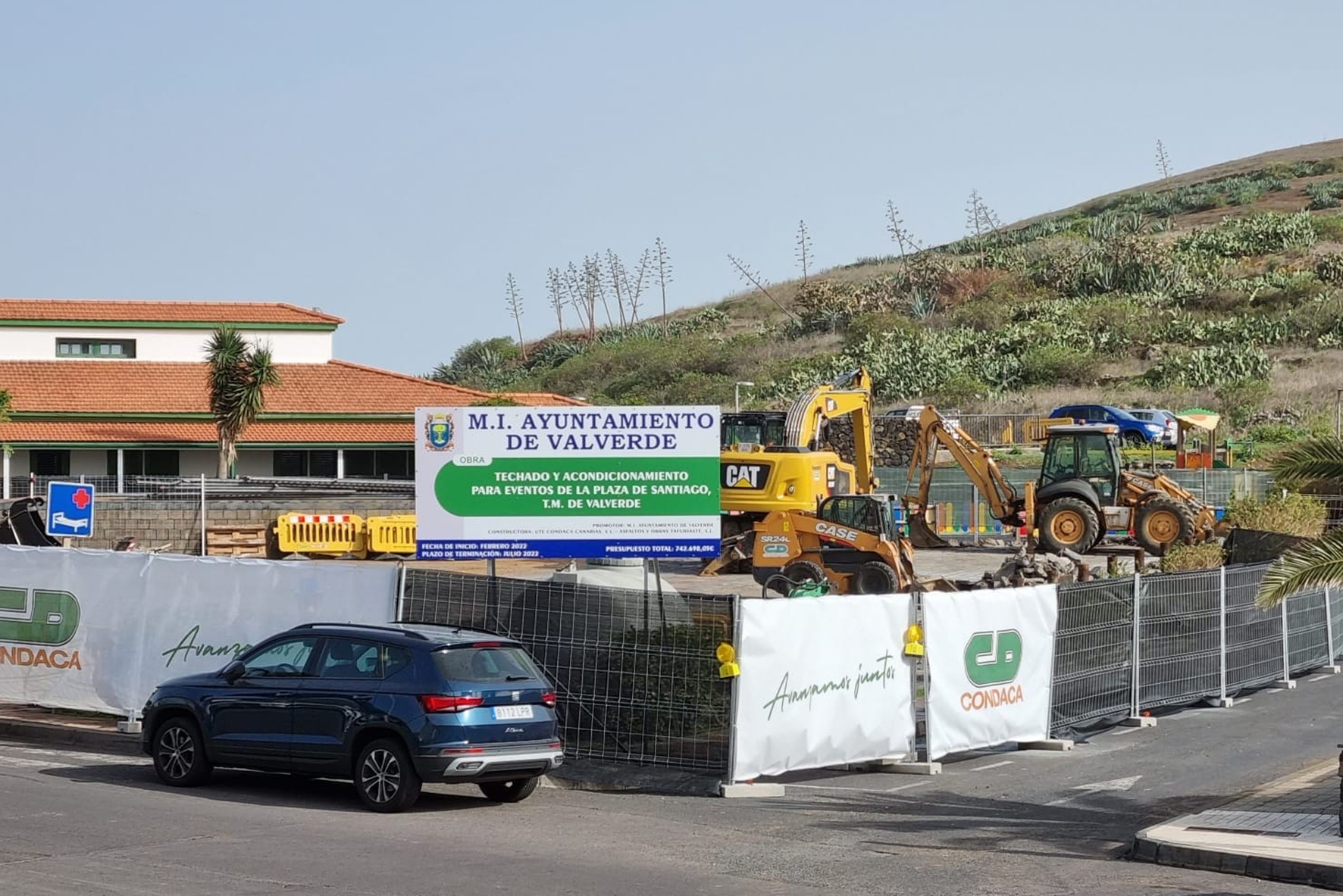 Valverde comienza las obras de techado y acondicionamiento de la Plaza de Santiago
