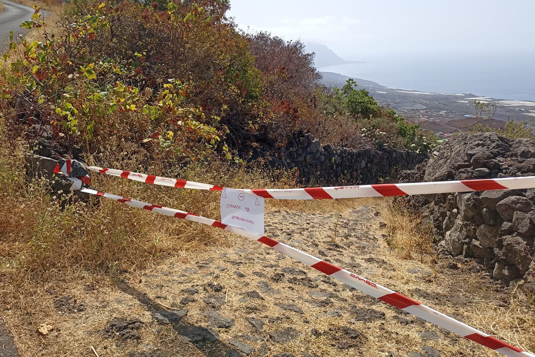 El Cabildo mantiene el cierre cautelar el sendero de Jinama ante el riesgo de desprendimientos