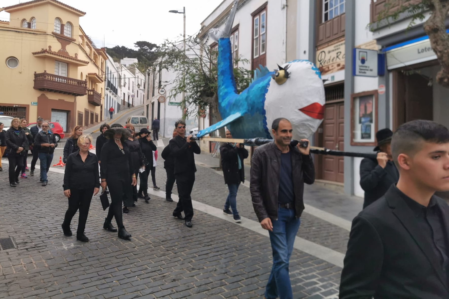Foto: Ayuntamiento de Valverde Valverde cierra su Carnaval de Venecia con “El Entierro de La Sardina”