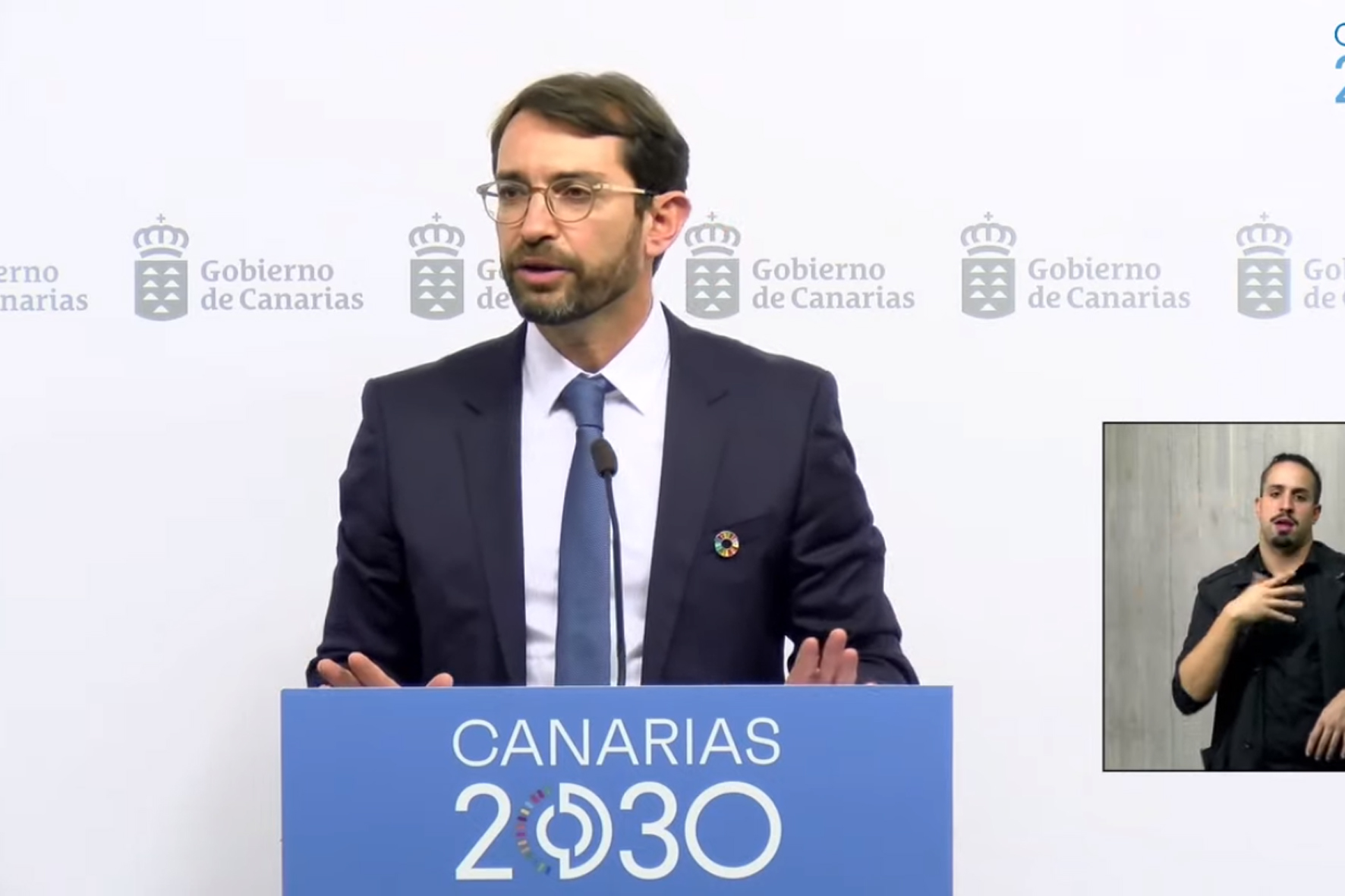 El Gobierno de Canarias suspende temporalmente todas las restricciones derivadas de la COVID-19 en el archipiélago
