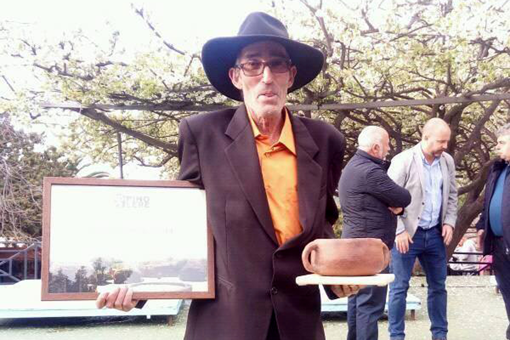 Pinolere reconoce la labor del pastor herrero Aurelio Cabrera Acosta