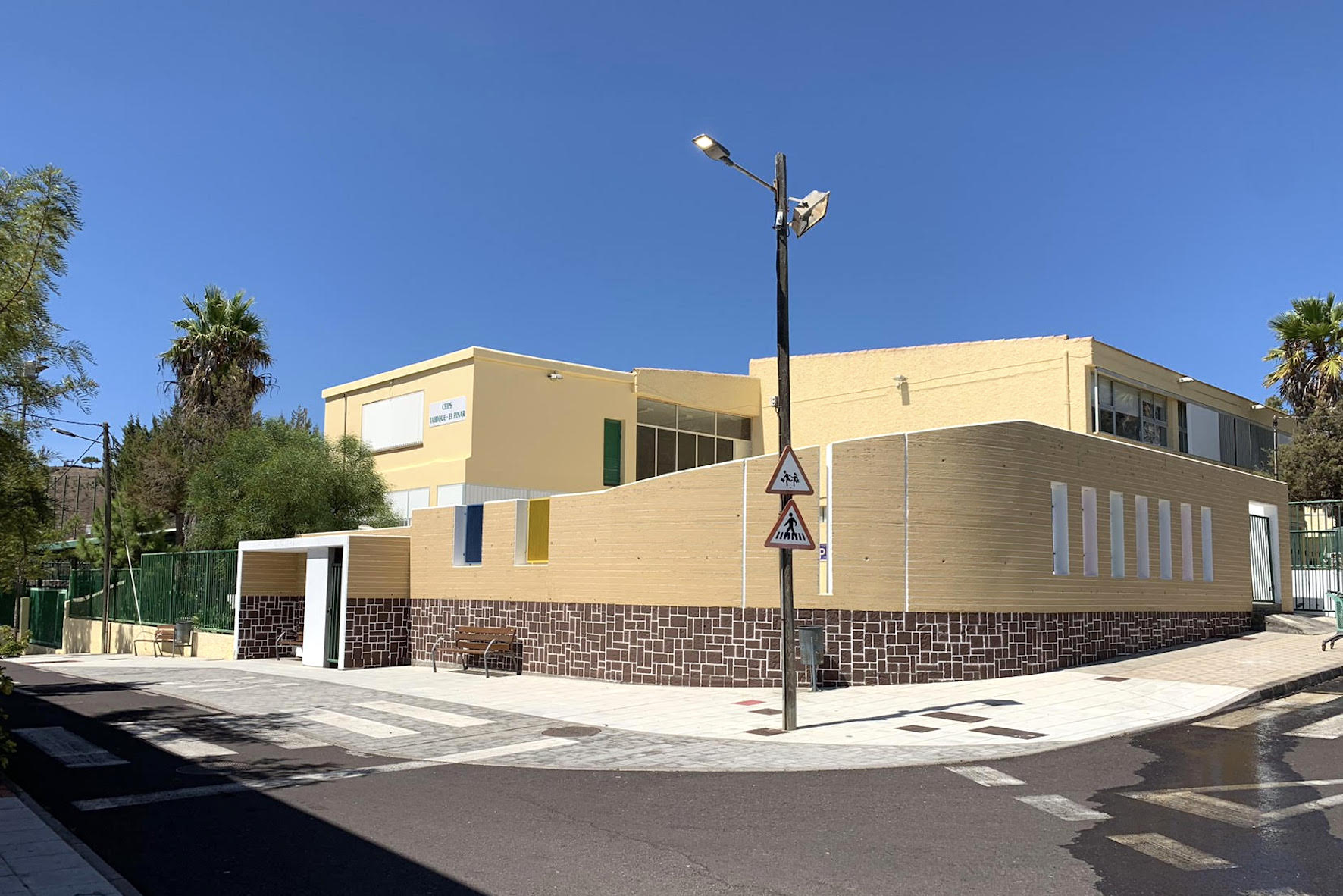 El Pinar realiza mejoras en el CEIP Taibique