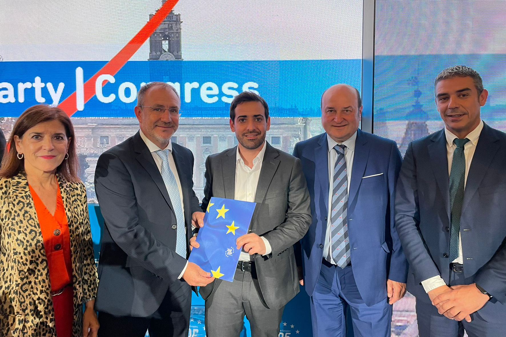 Narvay Quintero y Sergio Rodríguez llevan la gestión migratoria y la reconstrucción de La Palma al Congreso del PDE en Roma