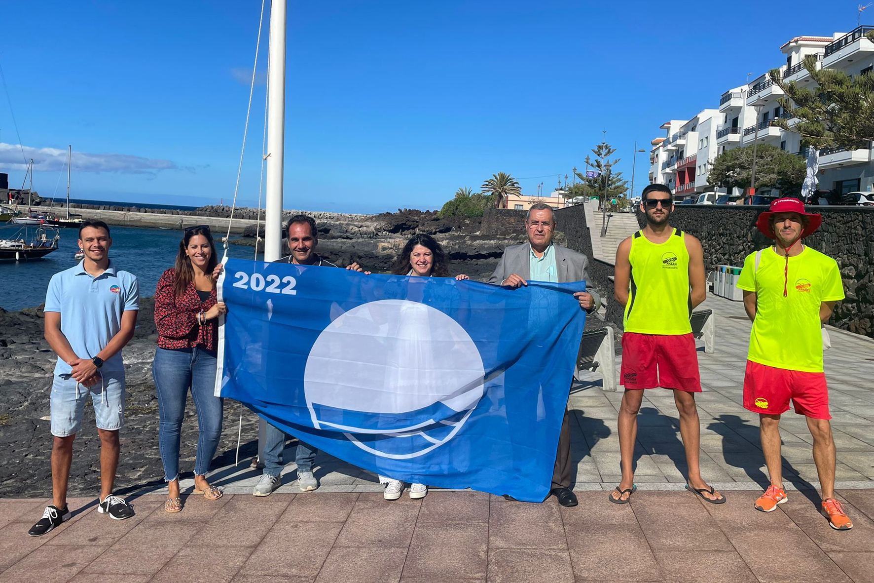 La playa de La Restinga iza la Bandera Azul por sexto año consecutivo