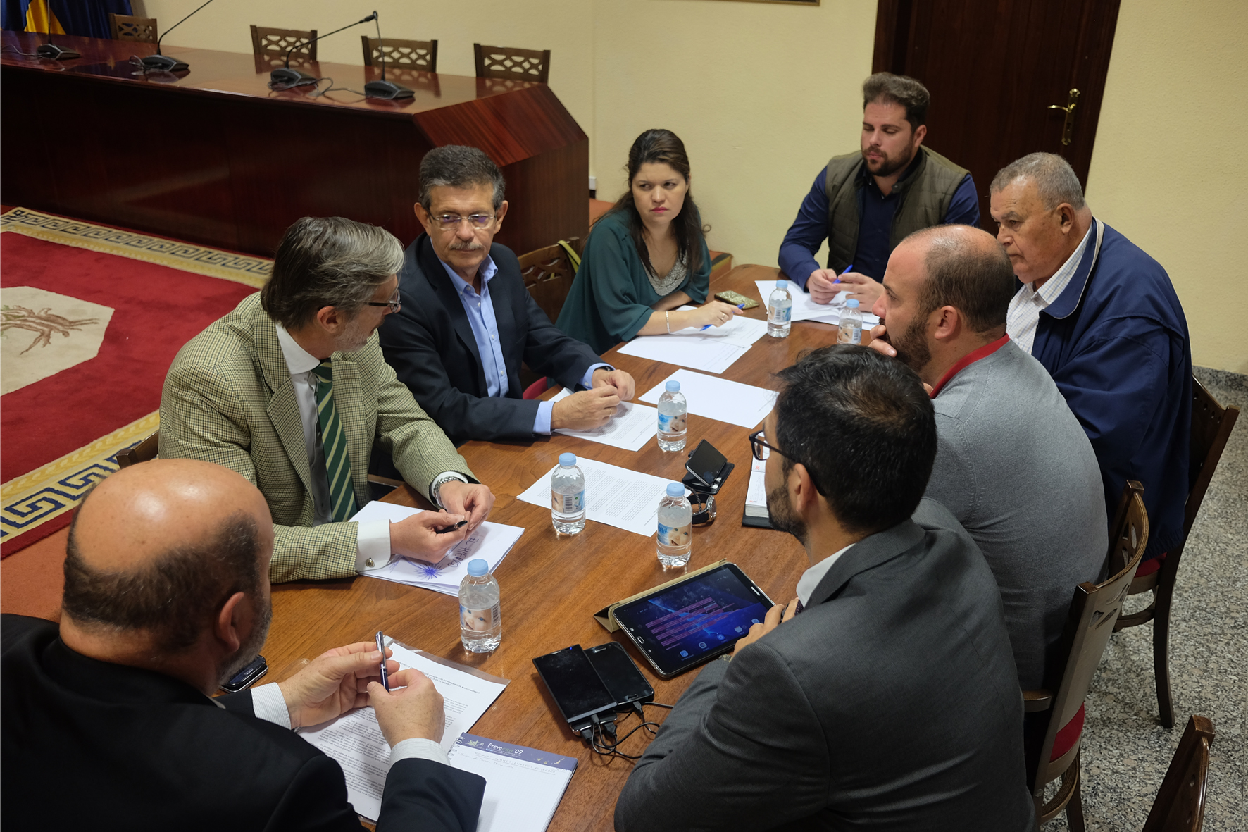 Gobierno de Canarias, Cabildo de El Hierro y representantes sindicales y empresariales de El Hierro analizan la incidencia de la siniestralidad