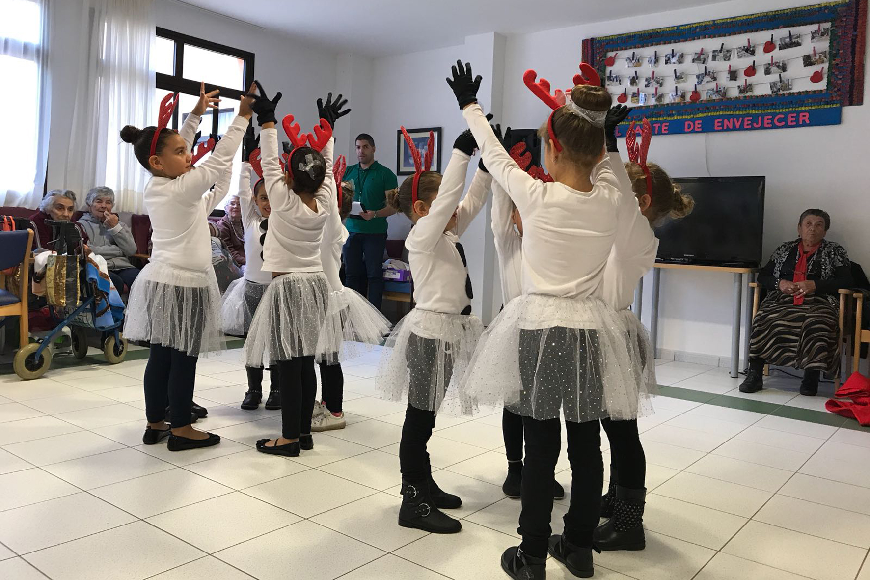 Amador conmemora el Día Mundial de la Salud con un taller de mantenimiento para mayores