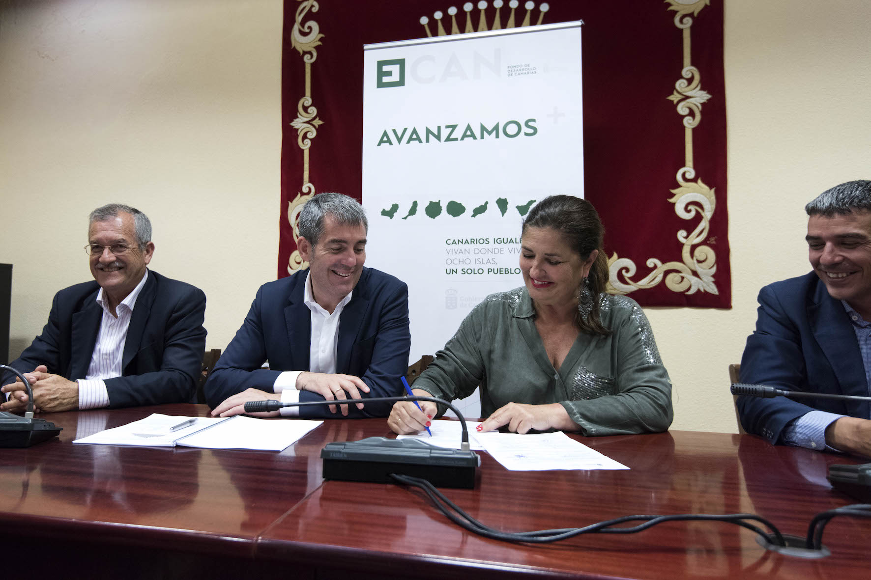 Clavijo: “El FDCAN en El Hierro es un ejemplo de cómo ha de proyectar su futuro un territorio insular”