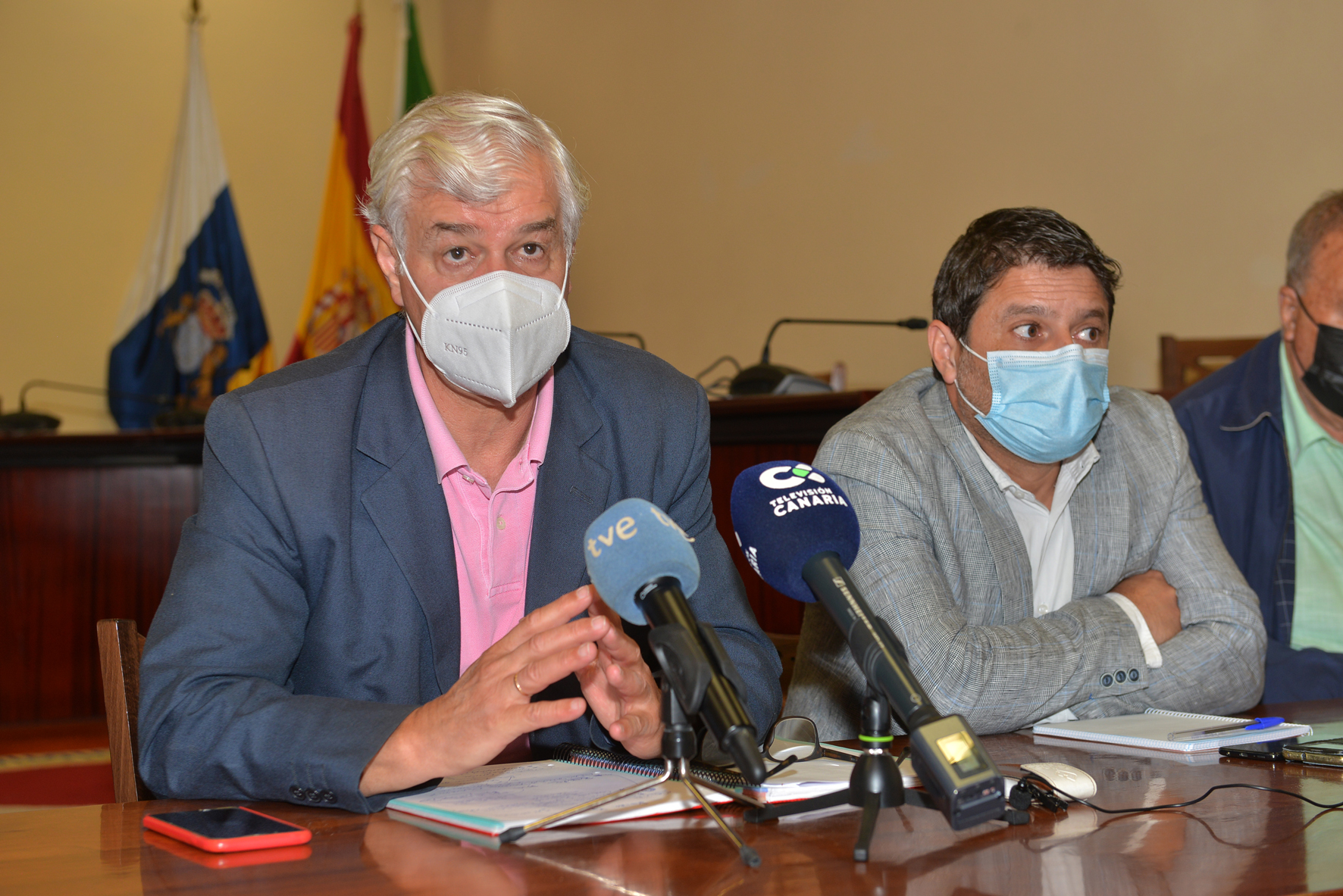 Se eleva a 12 en numero de contagiados por brote de COVID-19 detectado en El Hierro y sanidad baraja la posibilidad de que se trate de la variante Delta