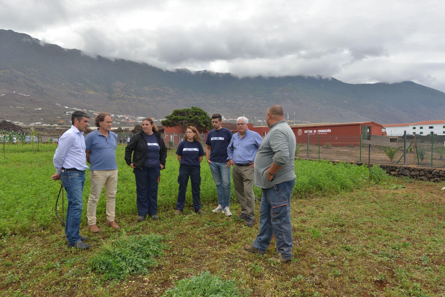 Quintero visita las instalaciones del Centro de Formación del Sector Primario de El Hierro