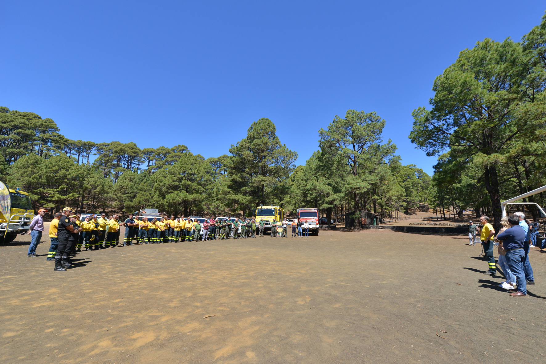 Más de un centenar de agentes participaran en el dispositivo contra incendios forestales del Cabildo de El Hierro para este verano