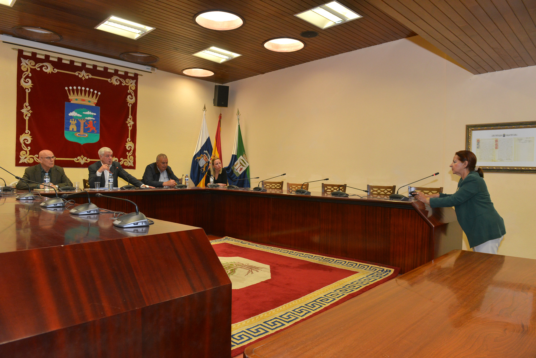 La decepción se cierne sobre la Plataforma por la reapertura de la Residencia de Mayores de Frontera
