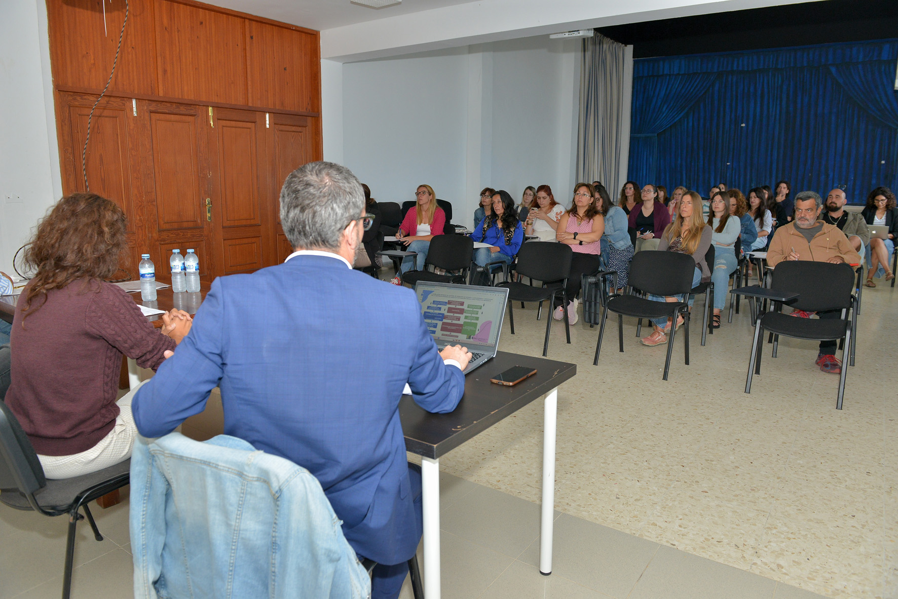 Un total de 40 profesionales que trabajan con la infancia y juventud en El Hierro, se forman para prevenir y actuar en casos de violencia sexual
