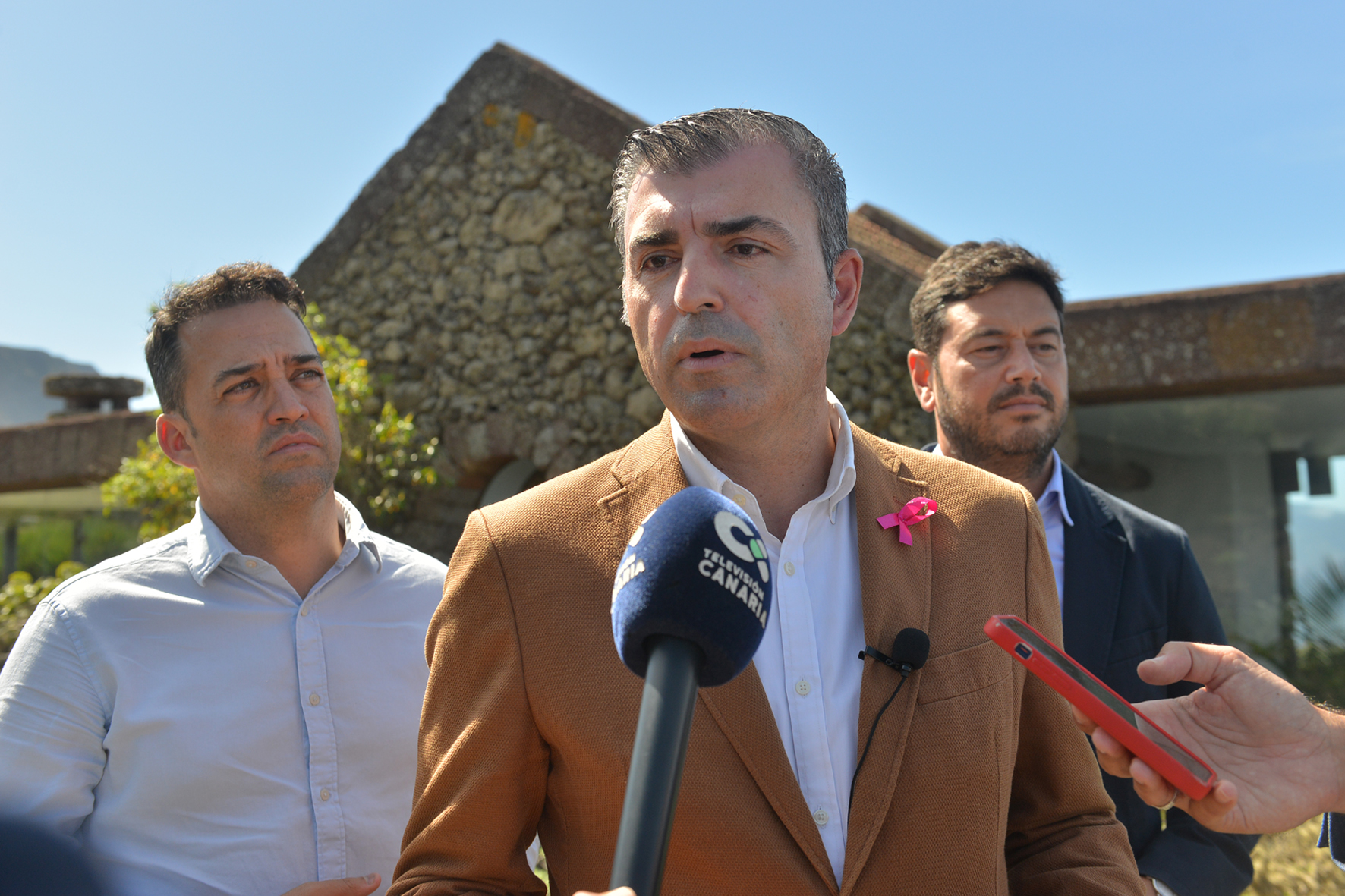 Manuel Domínguez reclama al Gobierno en El Hierro un plan específico para el sector primario