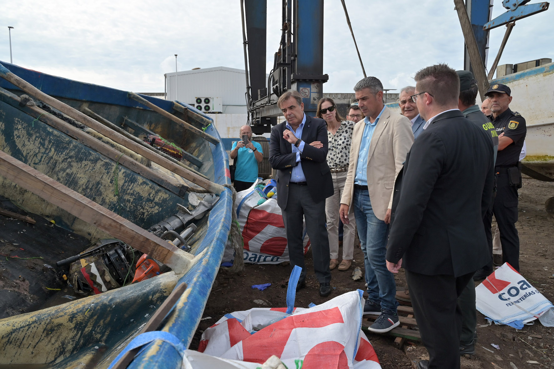 Margaritis Schinas visita El Hierro como muestra del apoyo continuo de la UE en la gestión de la crisis  migratoria